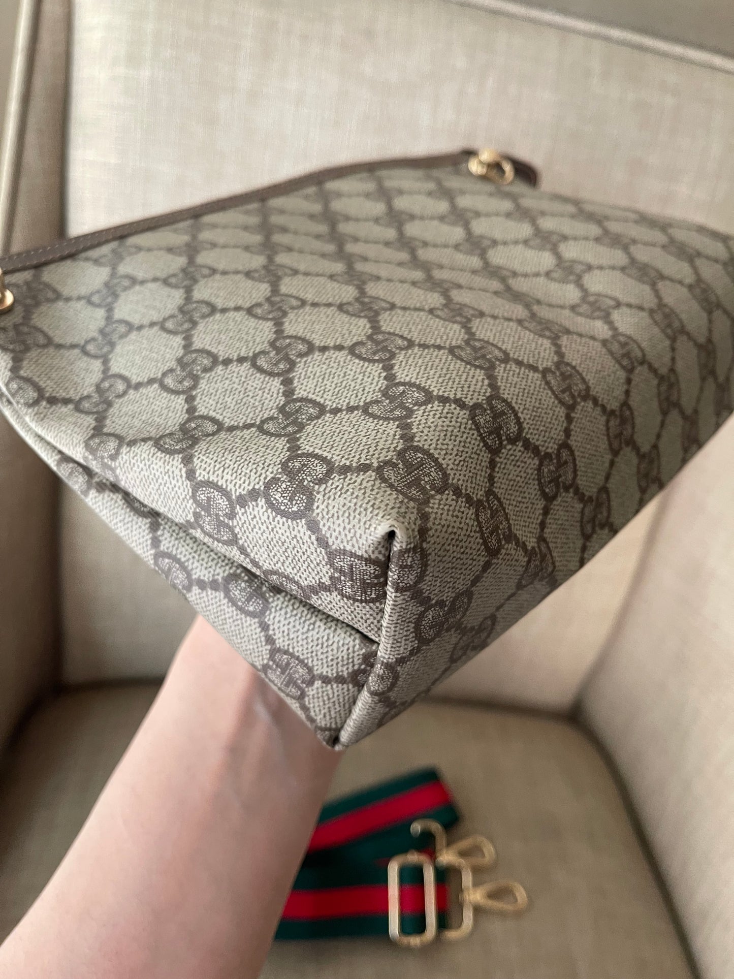 Authentic Gucci vintage web sherry line clutch crossbody