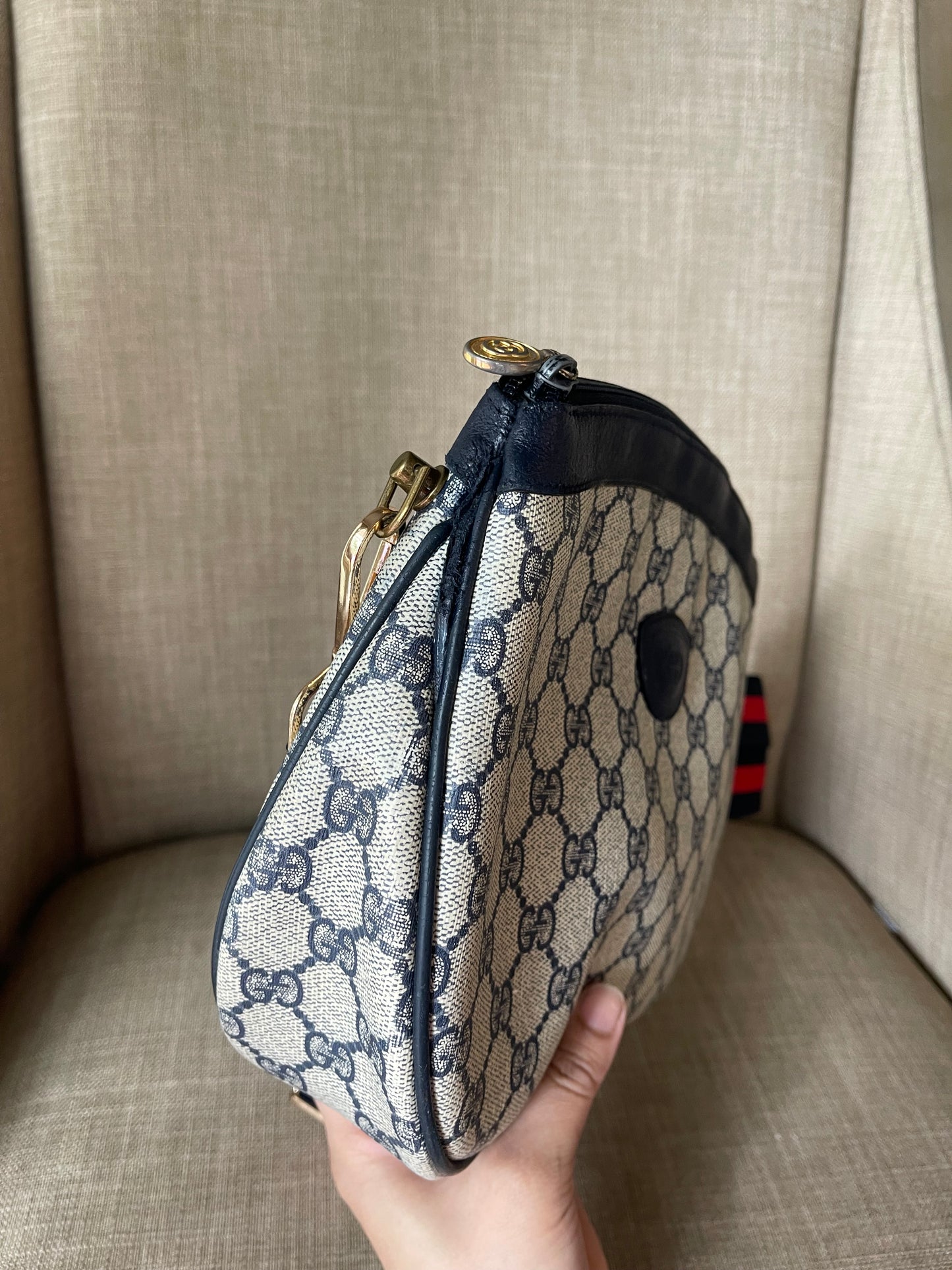 Authentic vintage Gucci blue crossbody bag