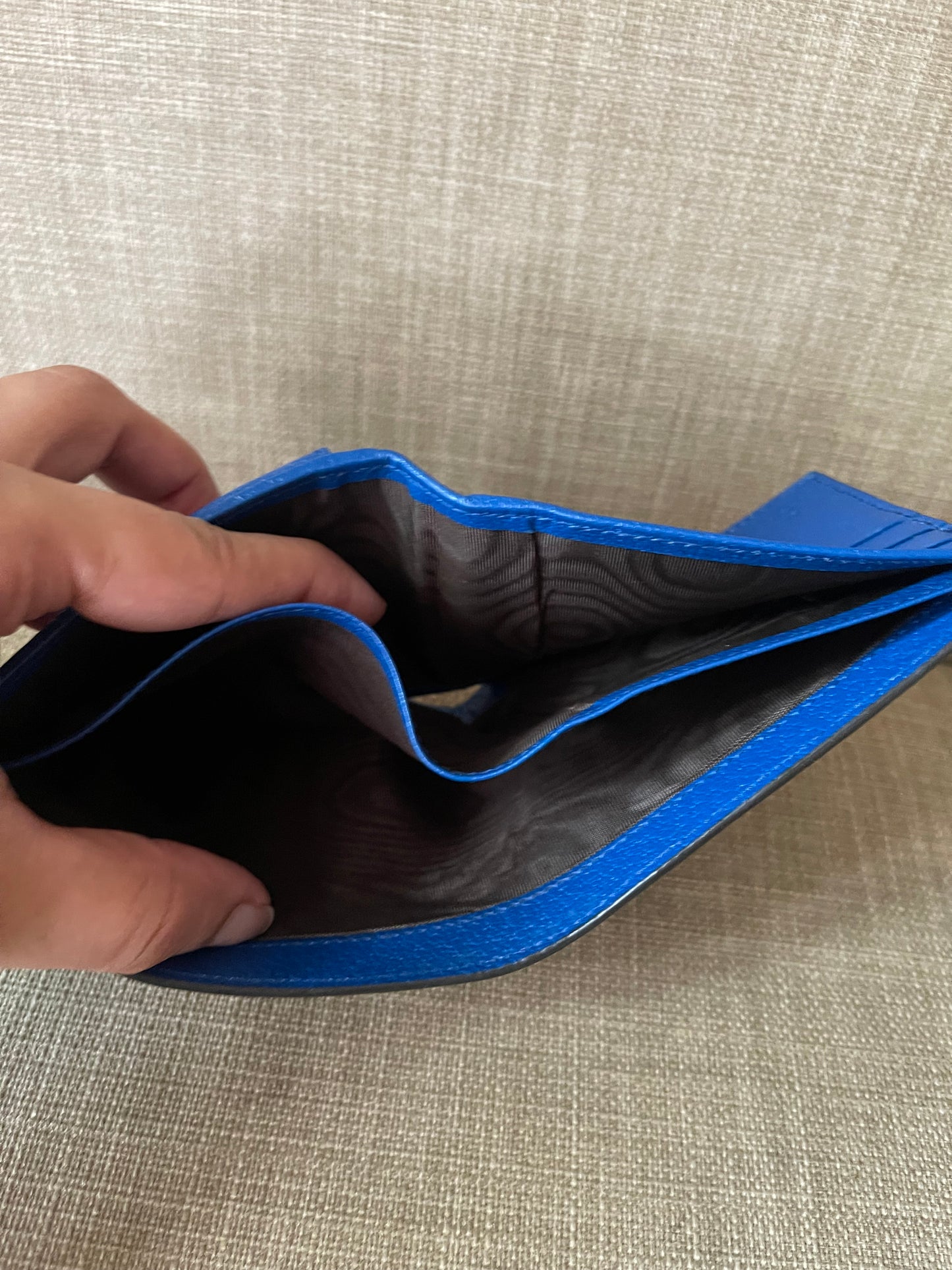 Authentic Gucci interlock GG bifold wallet men