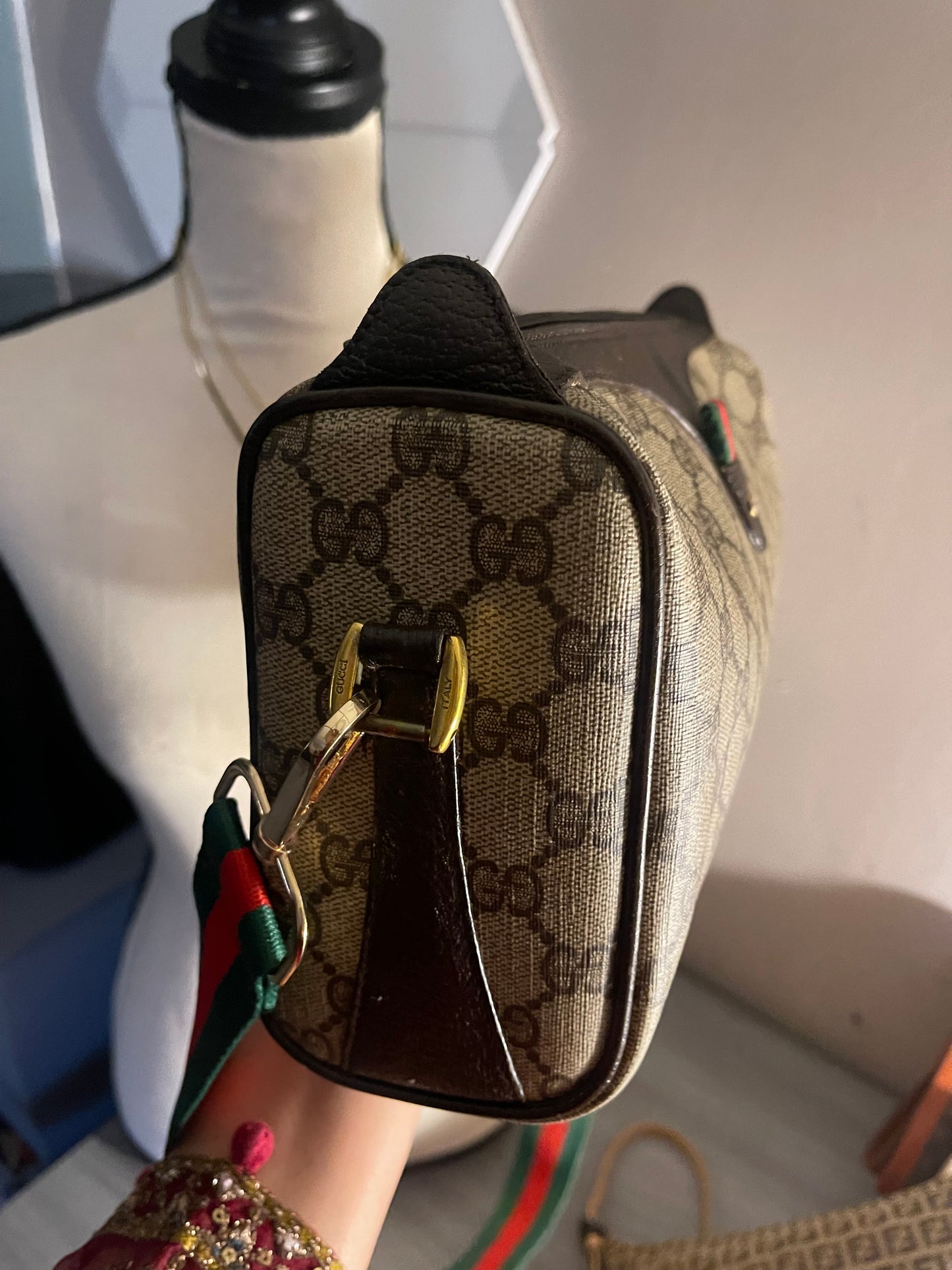 Authentic Gucci vintage web sherry line crossbody