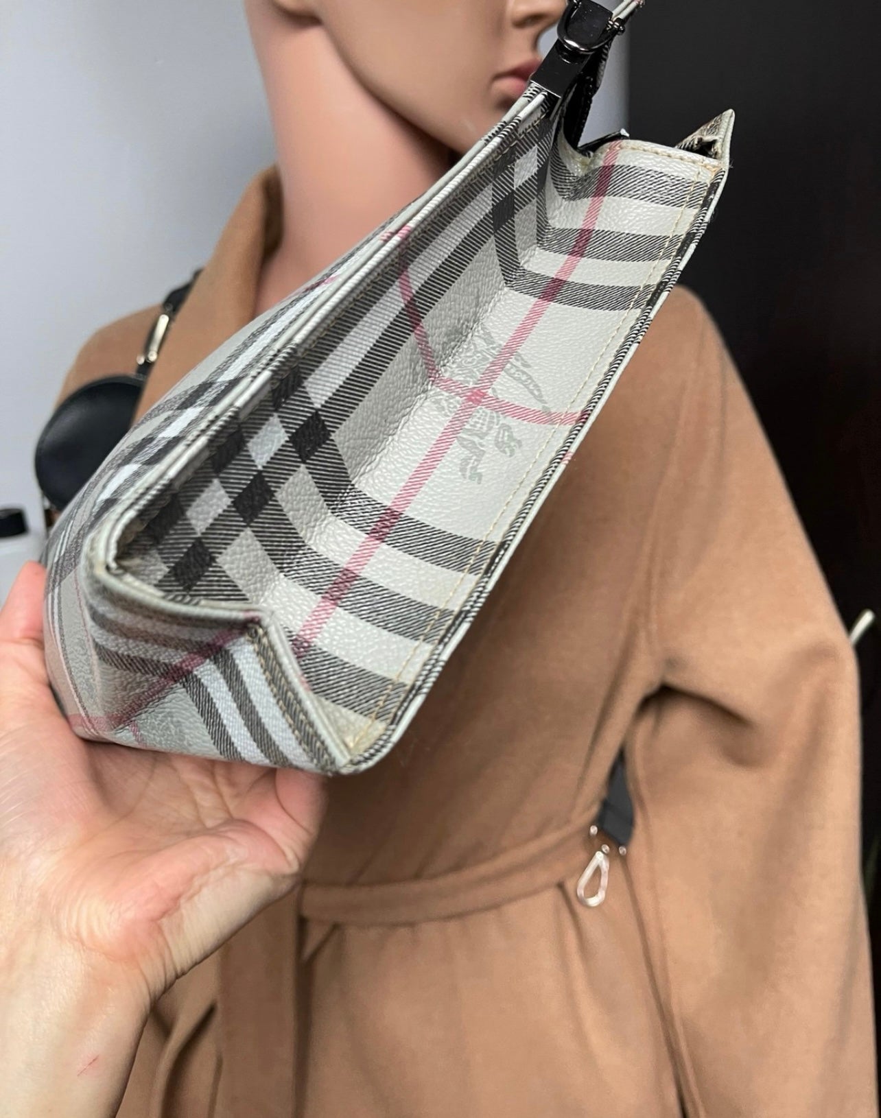 Authentic Burberrys nova check grey clutch