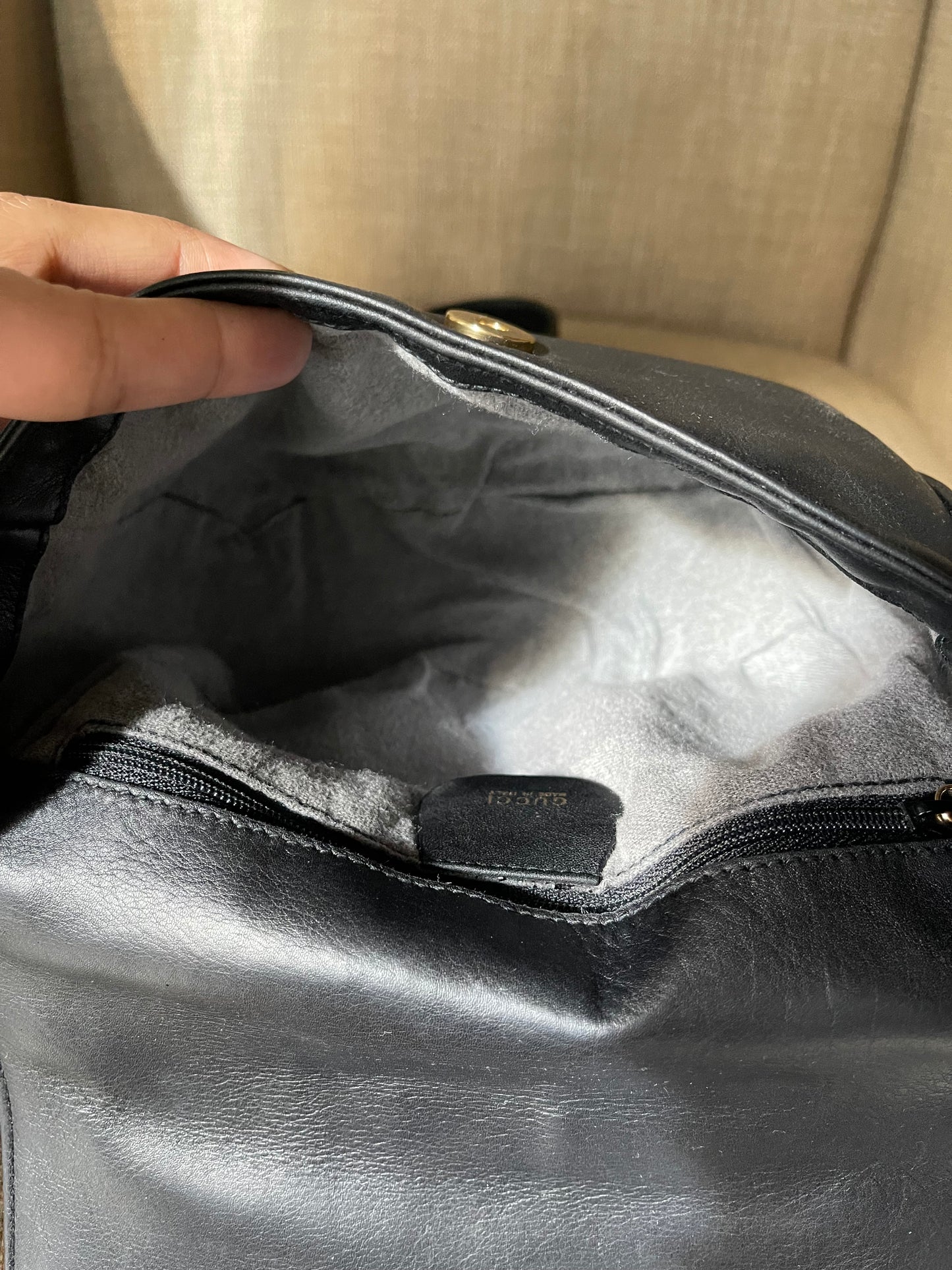 Authentic Gucci vintage horsebit crossbody bag