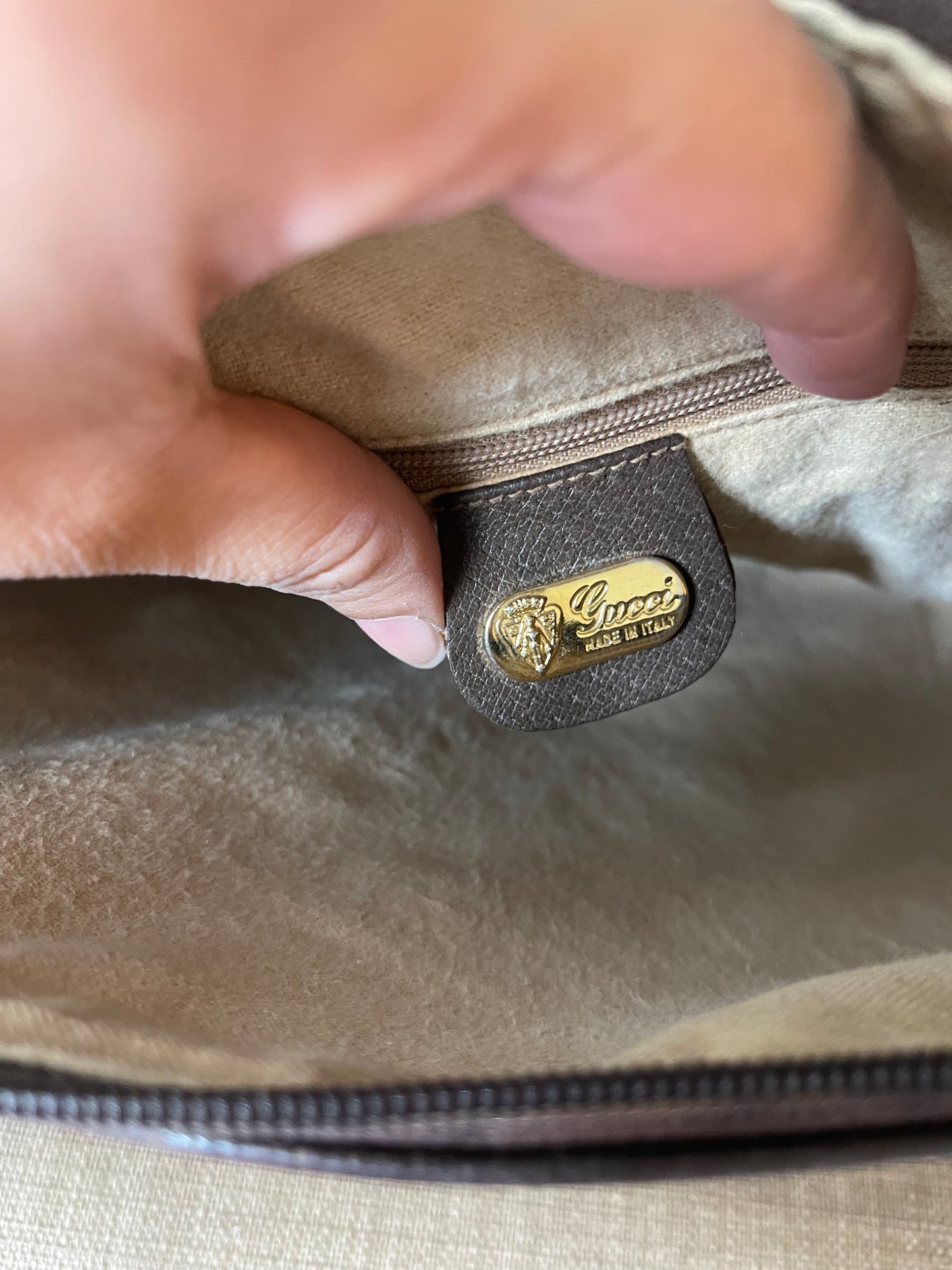 Authentic Gucci vintage gg canvas crossbody bag