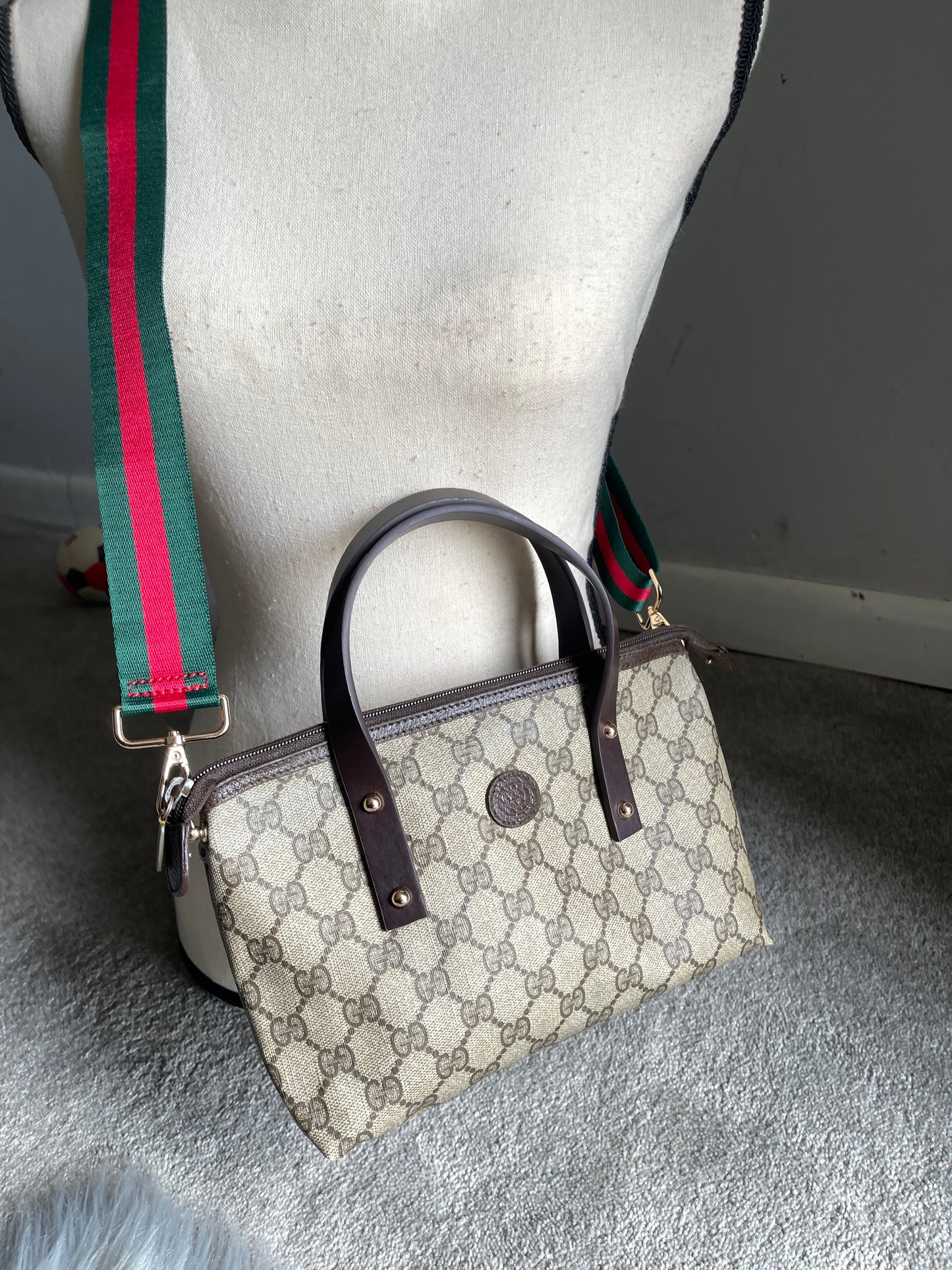 Authentic Gucci vintage GG canvas crossbody bag