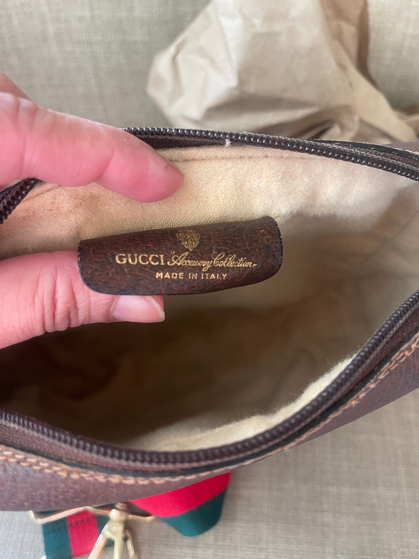 Authentic Gucci web sherry line clutch crossbody