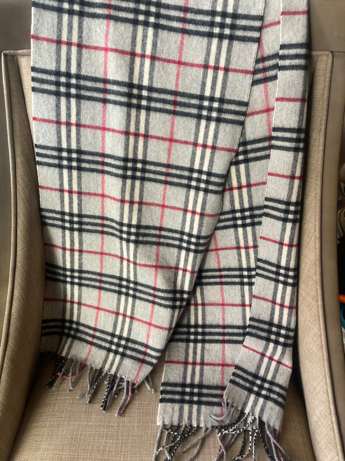 Authentic vintage Burberrys nova check grey scarf