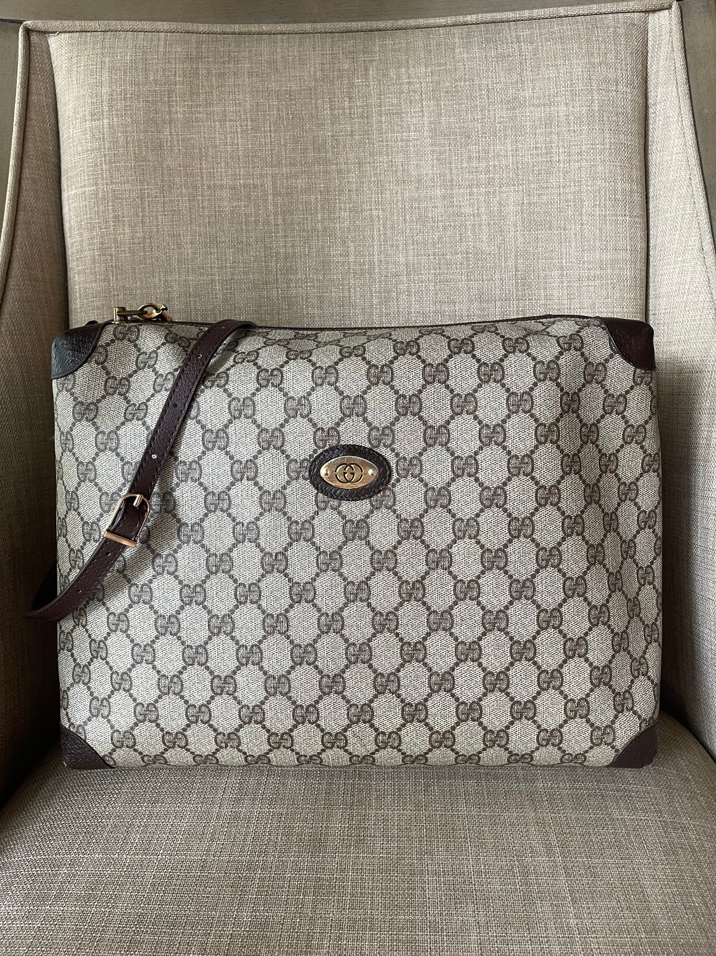 Authentic Gucci vintage gg canvas crossbody bag