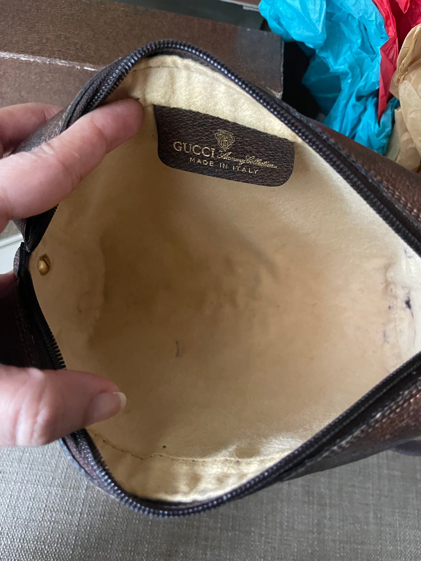 Authentic vintage Gucci web sherry line clutch crossbody bag