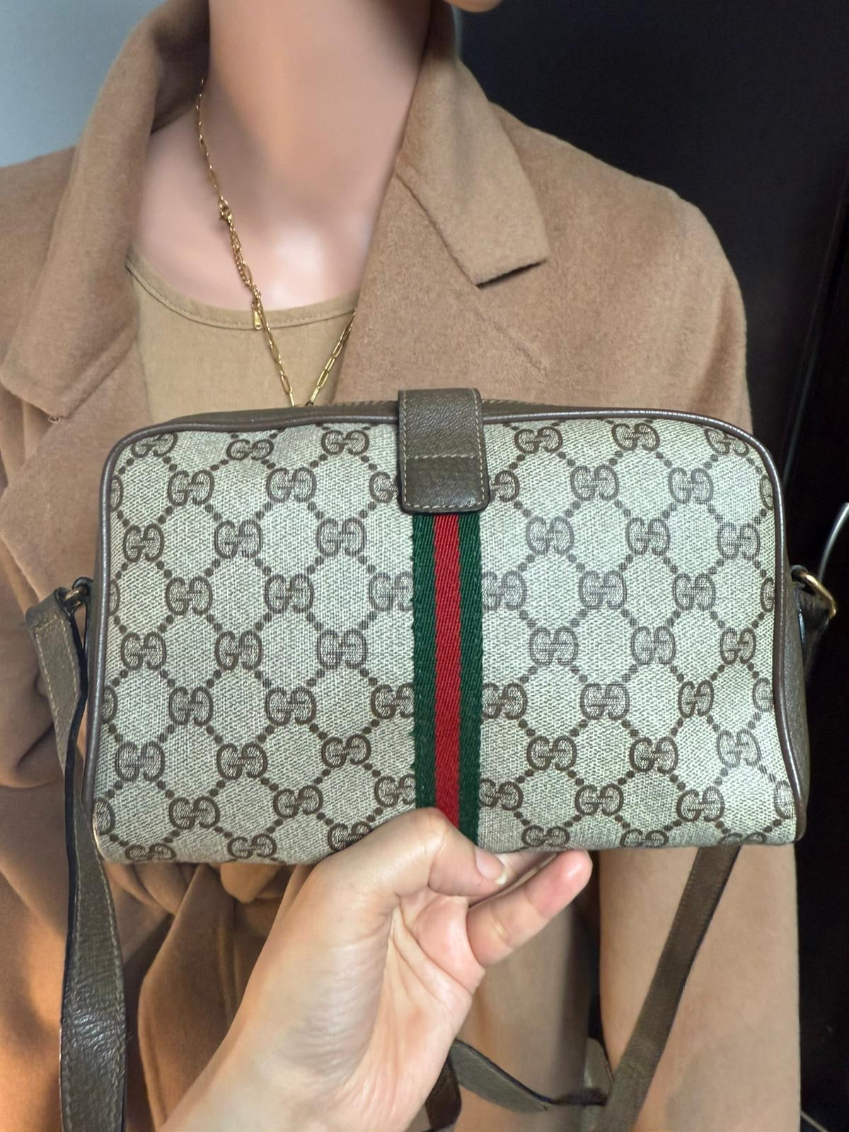 Authentic Gucci vintage web sherry line shoulder bag