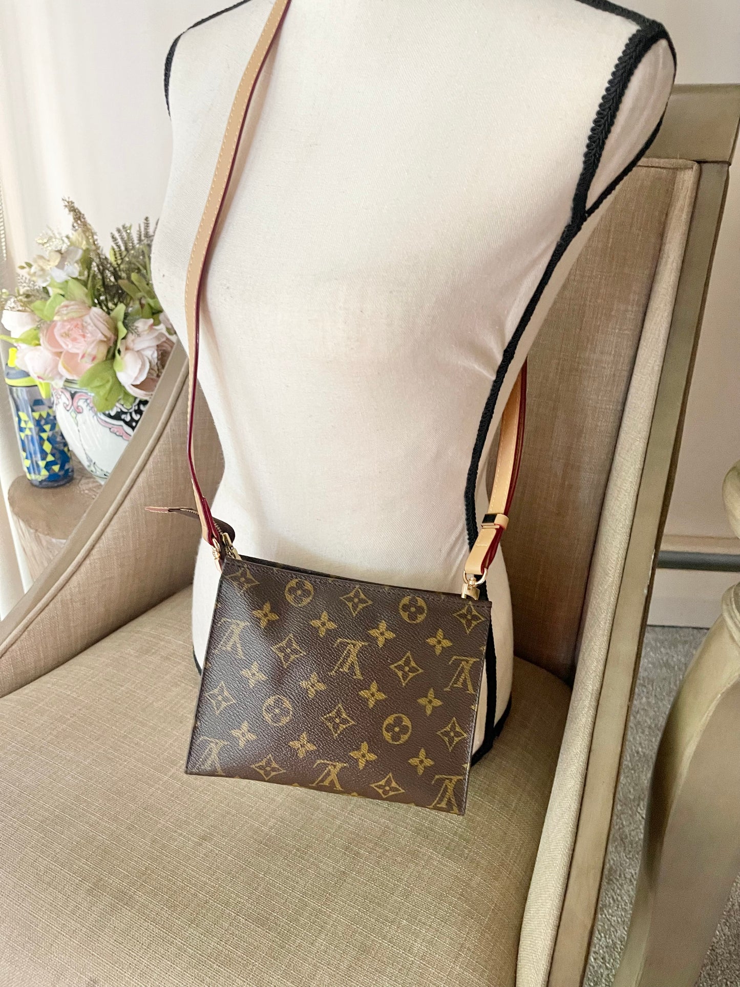 Authentic Louis Vuitton toilette pouch