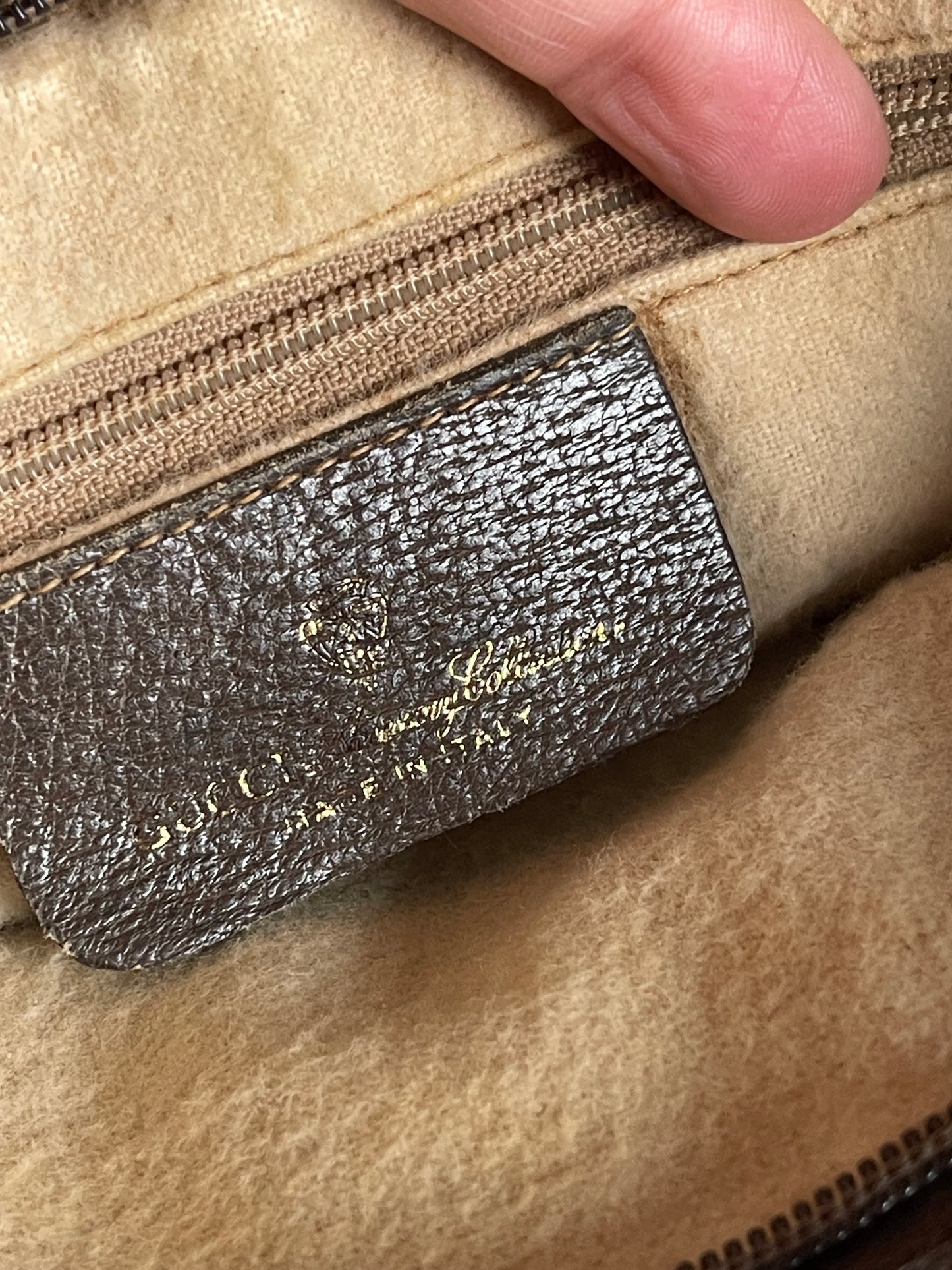 Authentic Gucci vintage crossbody bag