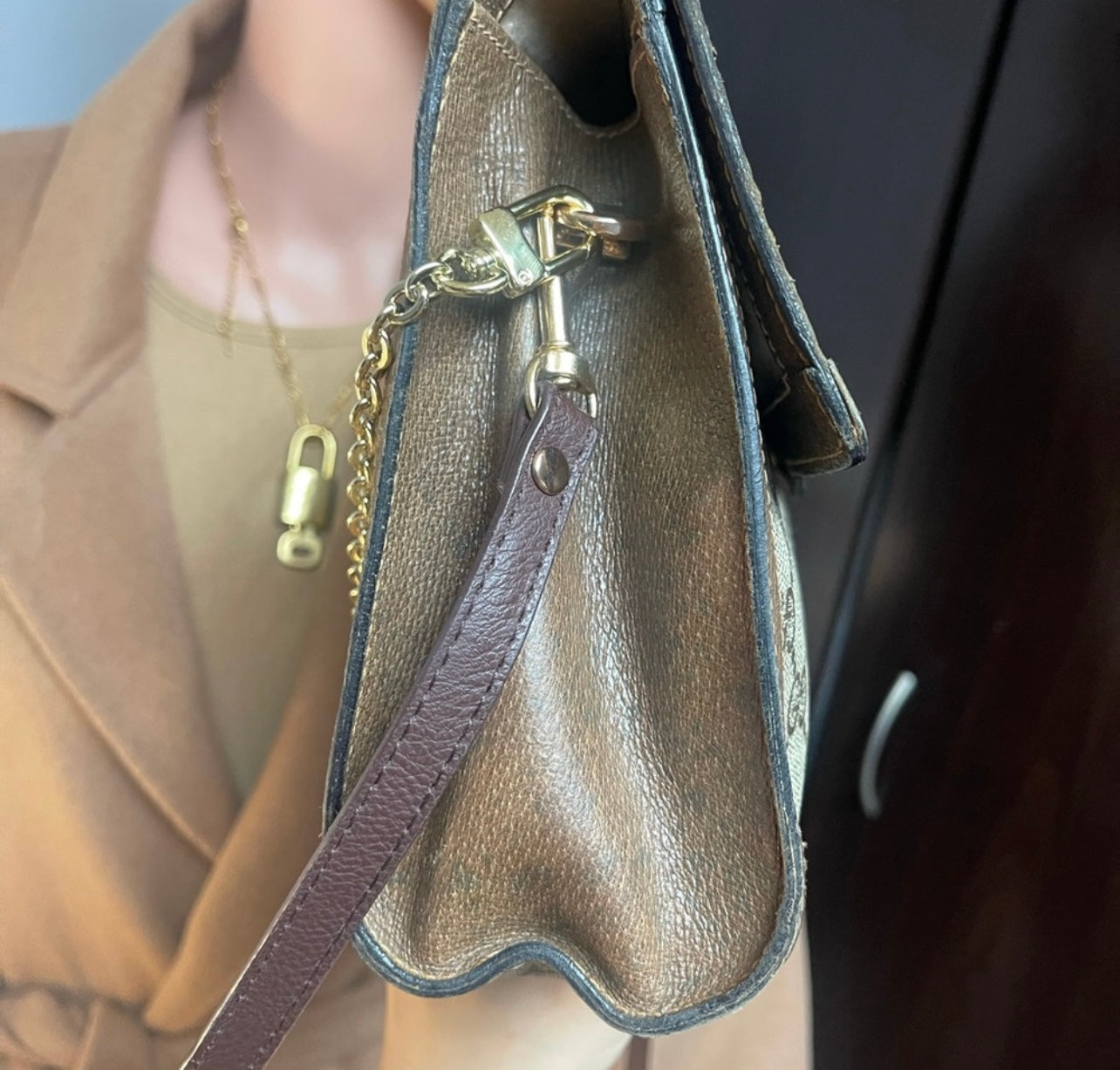 Authentic Gucci vintage crossbody bag