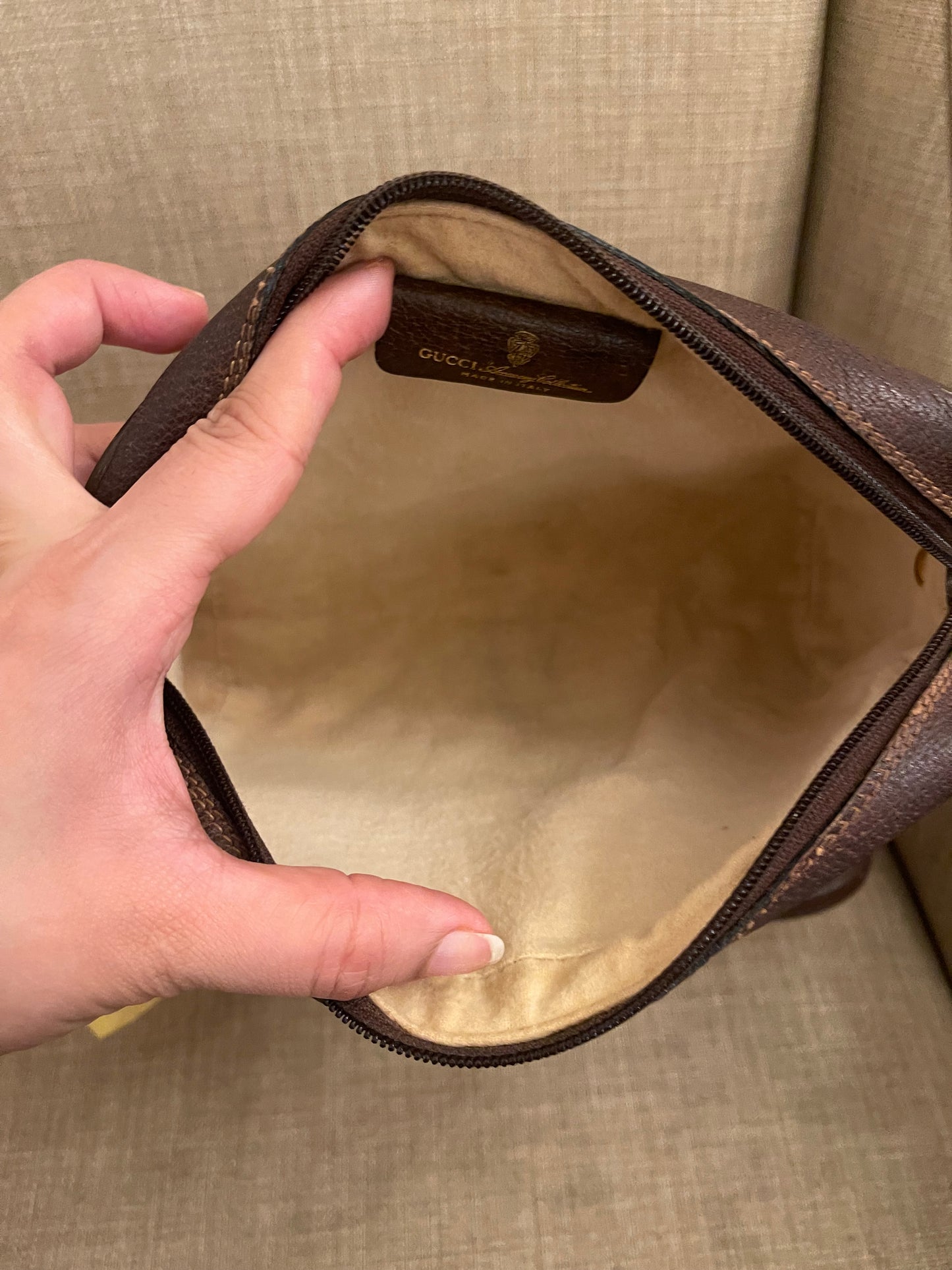 Authentic vintage Gucci crossbody bad