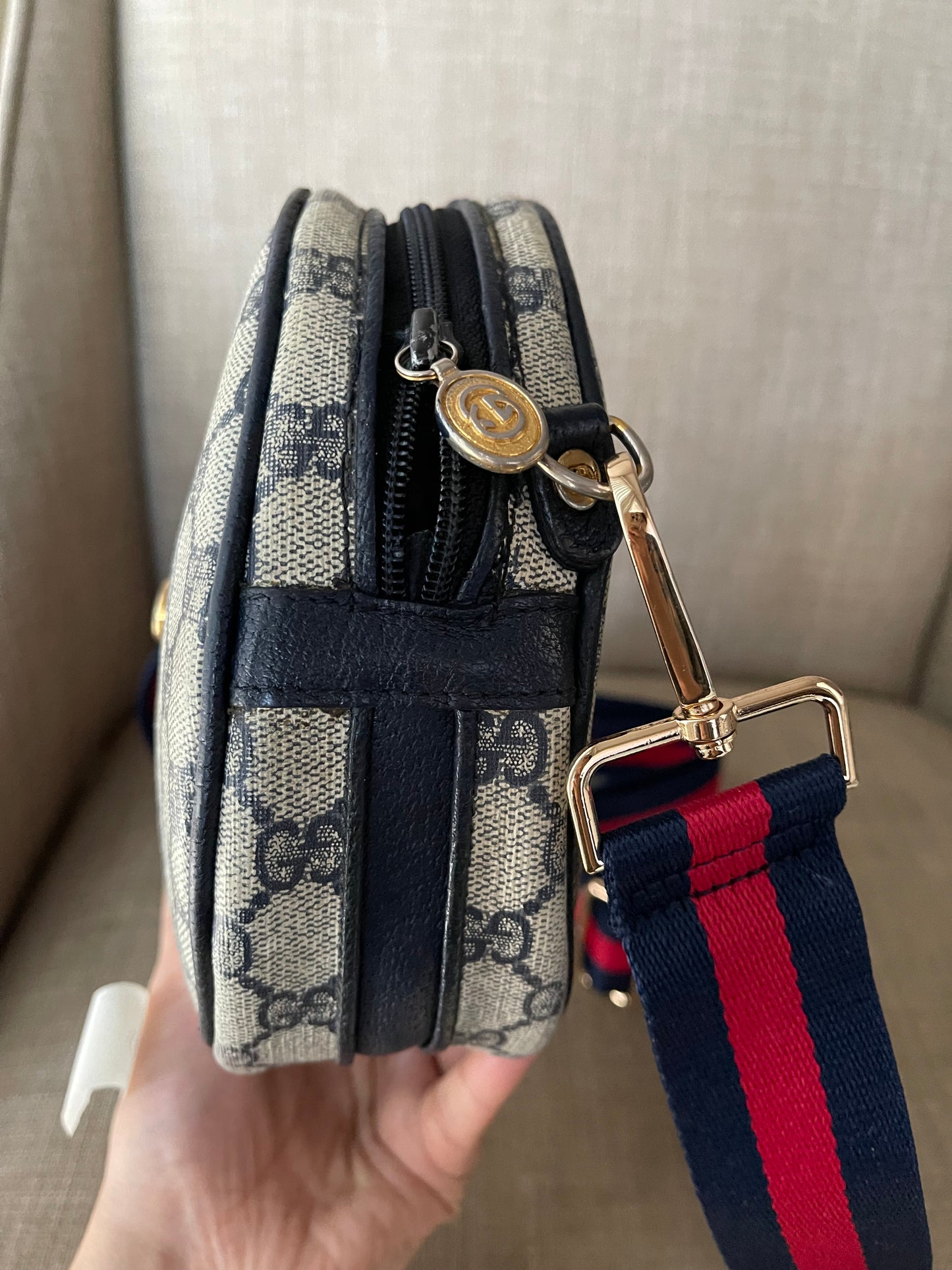 Authentic Gucci vintage gg canvas blue crossbody bag