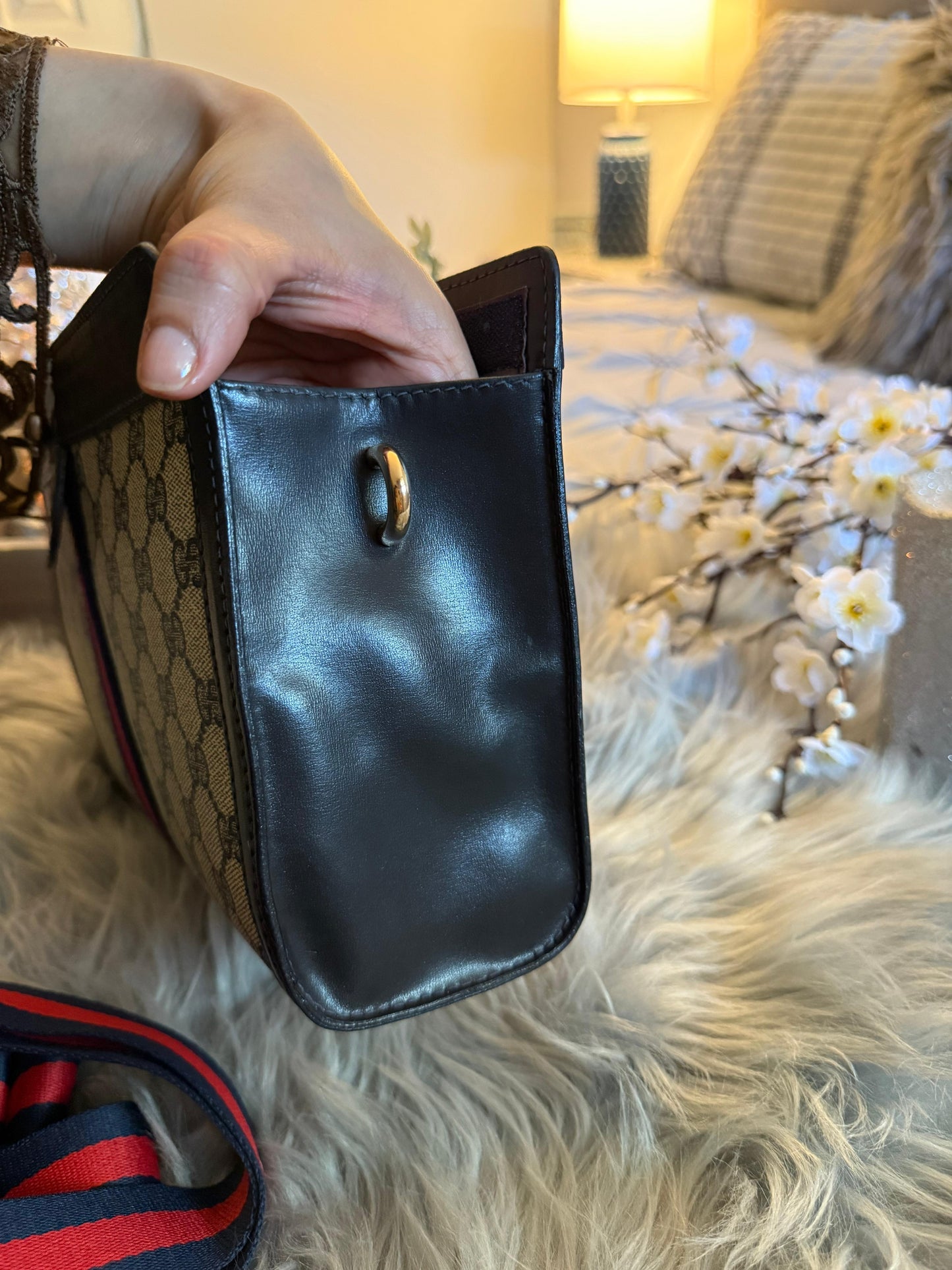 Authentic vintage Gucci GG canvas crossbody bag