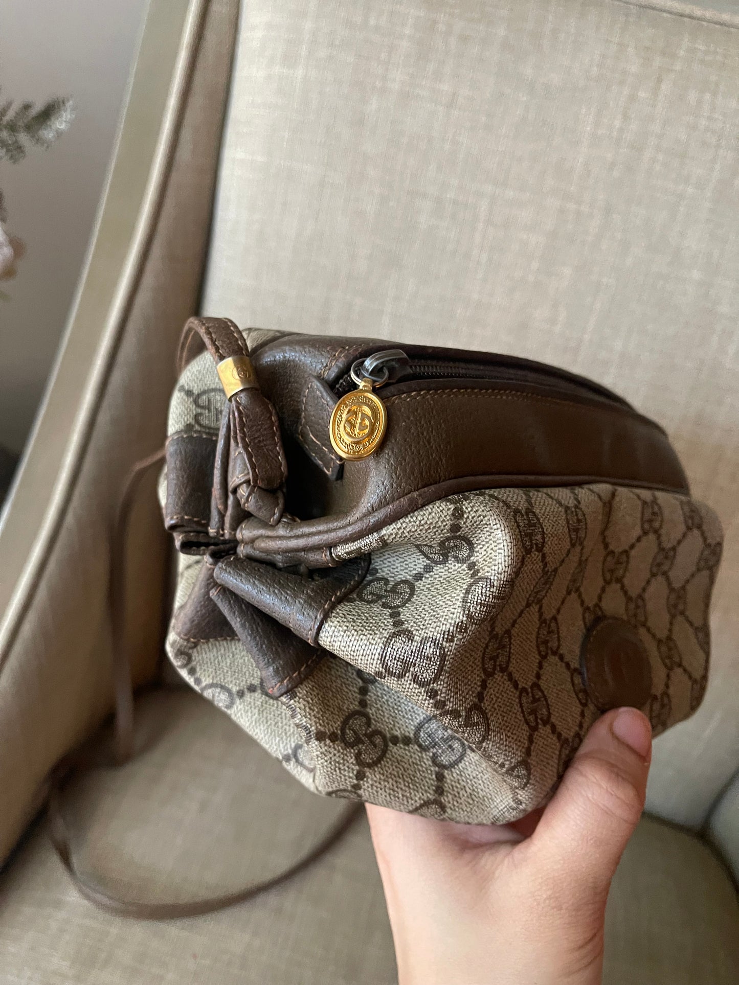 Authentic Gucci vintage crossbody bag