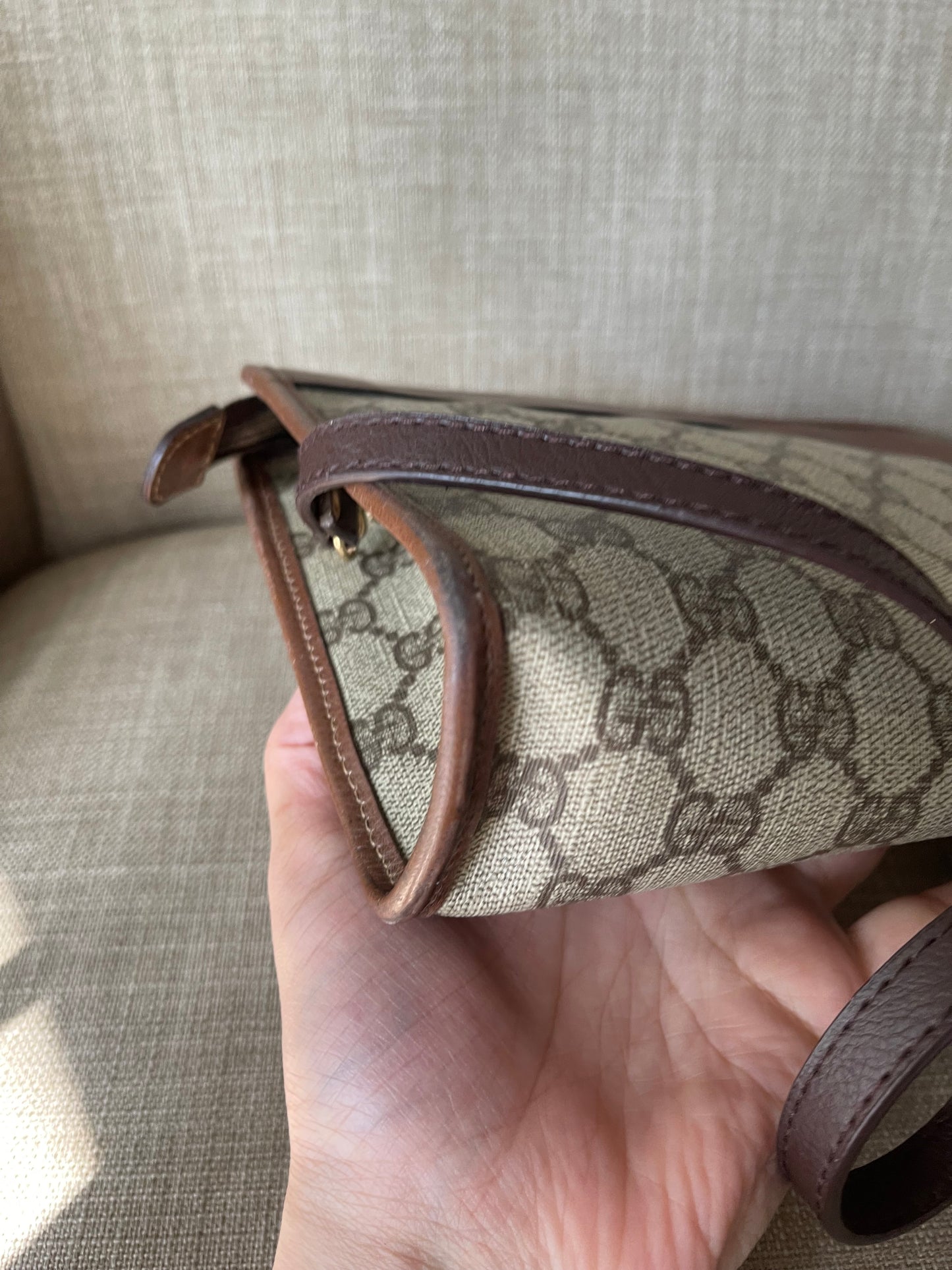 Authentic Gucci GG canvas clutch bag