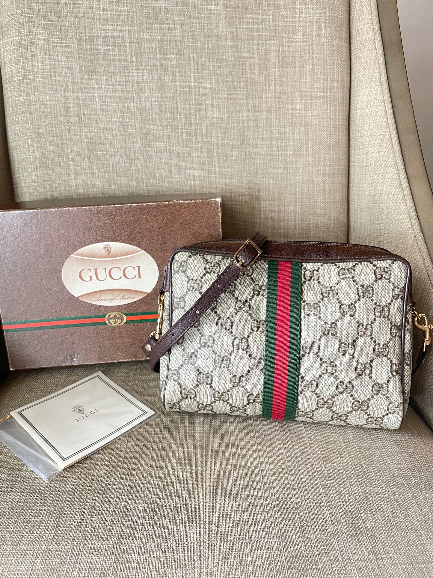 Authentic vintage Gucci web sherry line clutch crossbody bag
