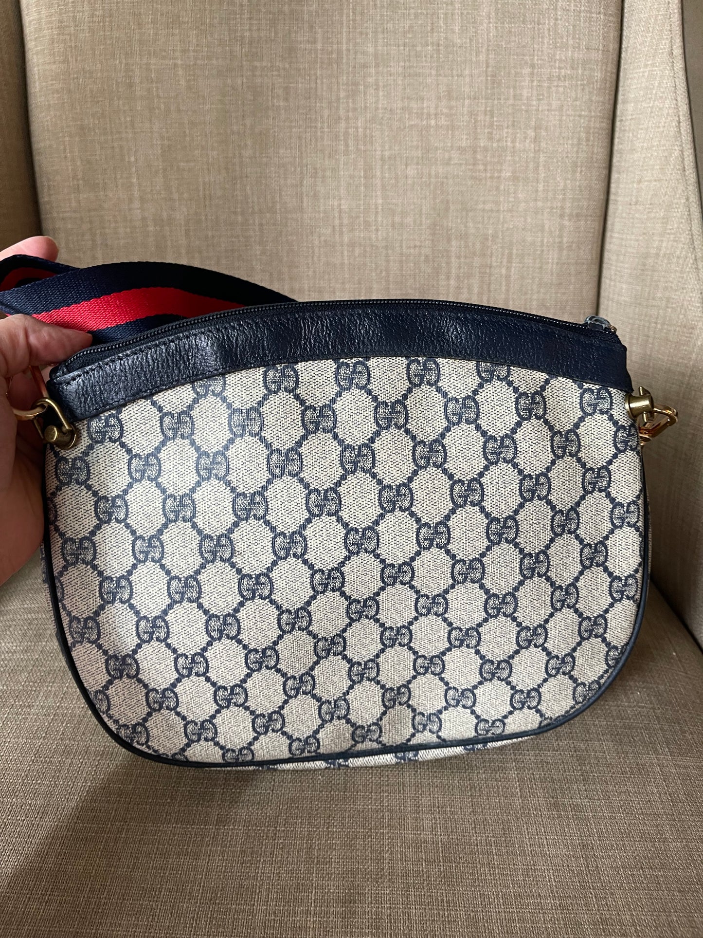Authentic vintage Gucci blue crossbody bag
