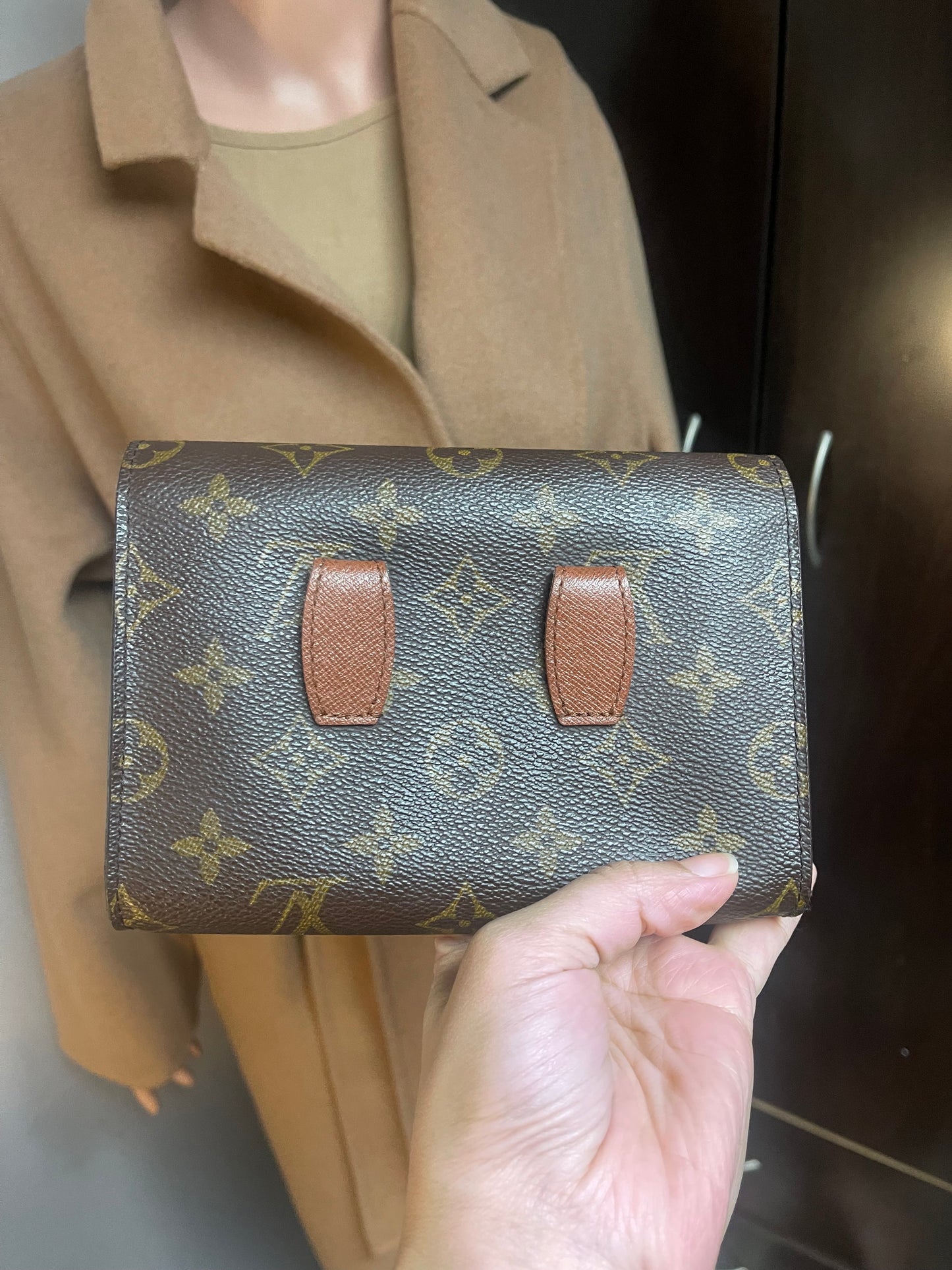 Authentic Louis Vuitton monogram belt bag