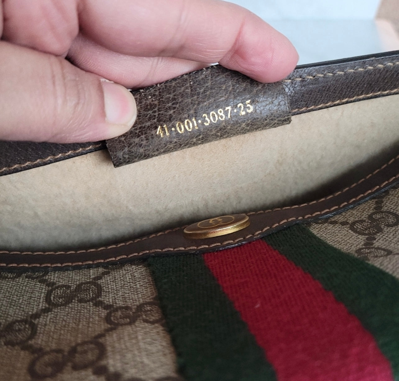 Authentic Gucci vintage sherry line clutch crossbody
