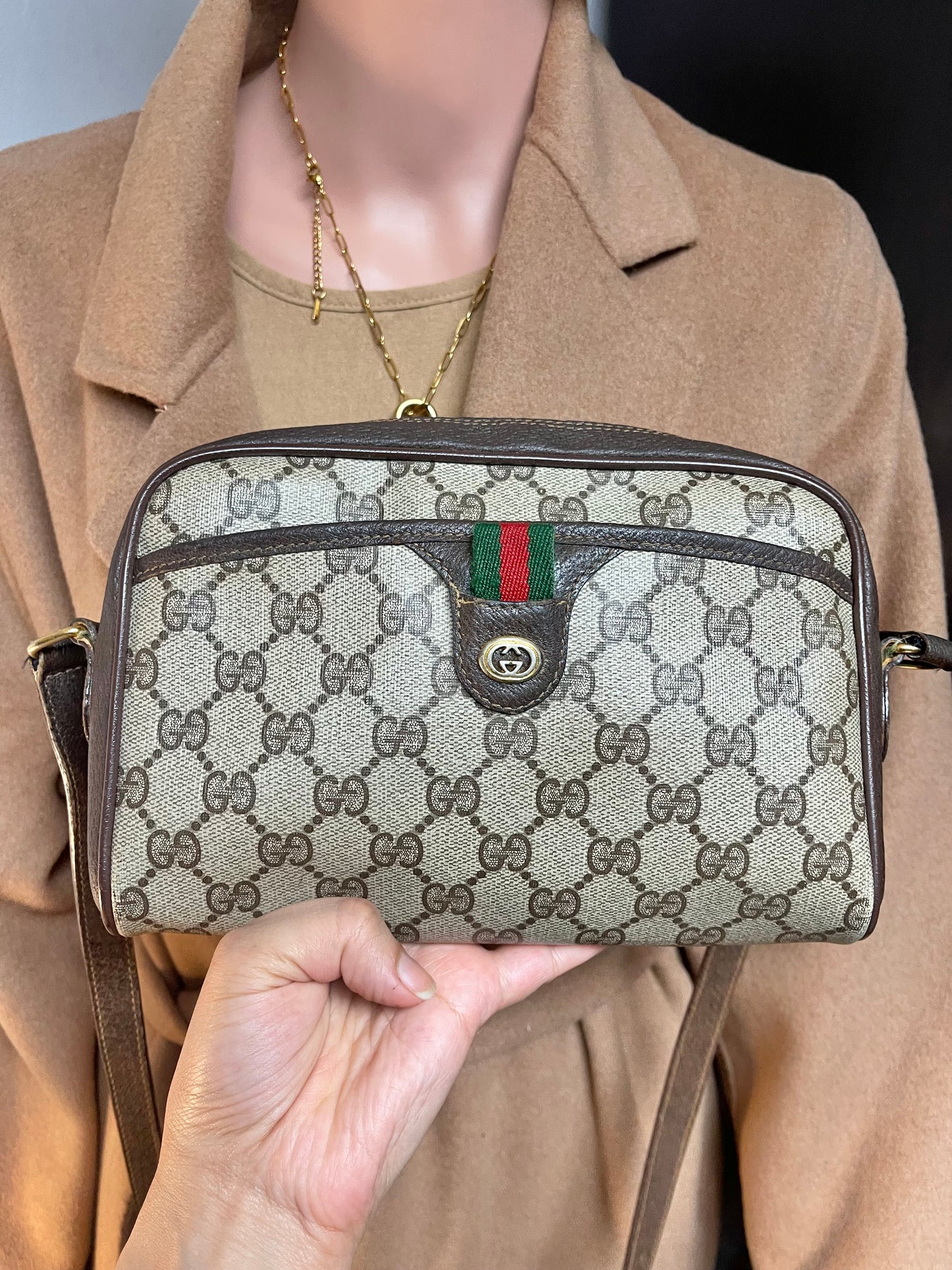 Authentic Gucci vintage crossbody bag