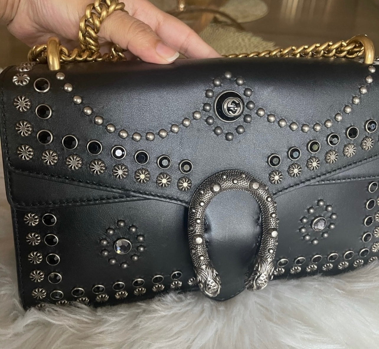 Authentic Gucci Dionysus shoulder bag