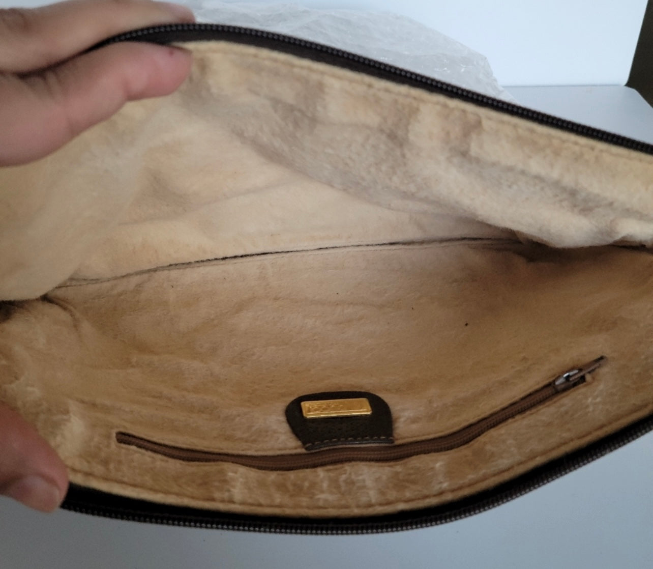 Authentic Gucci vintage crossbody bag