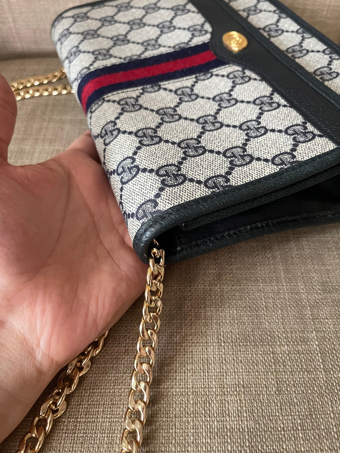 Authentic vintage Gucci web sherry line clutch crossbody bag