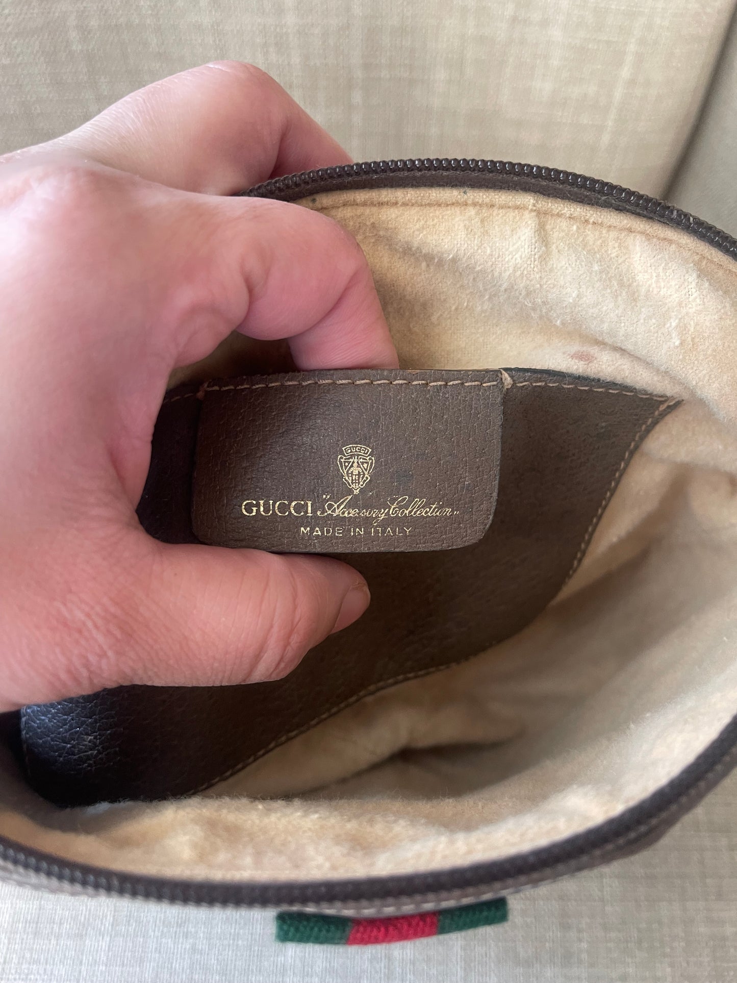 Authentic Gucci vintage crossbody bag