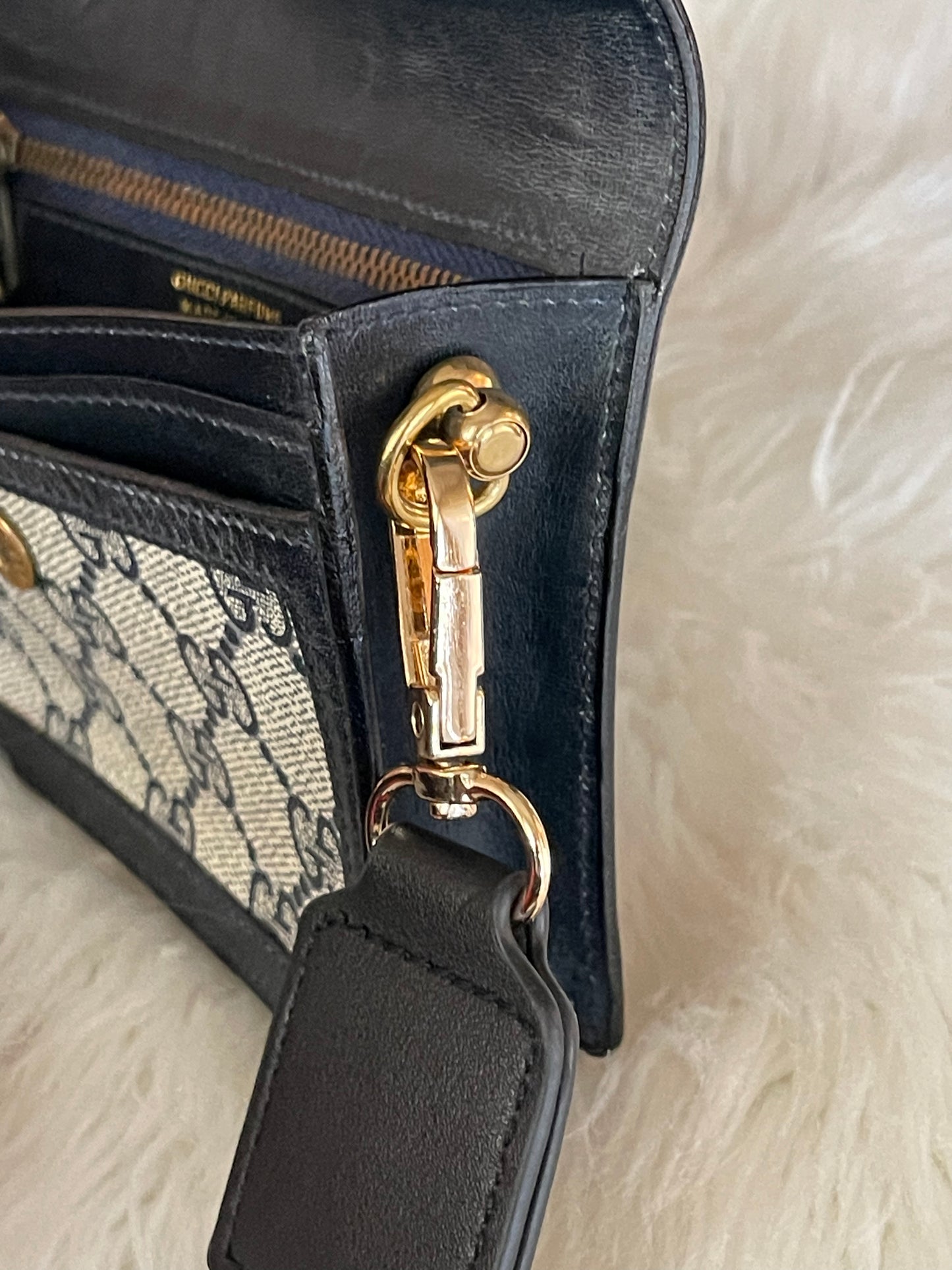 Authentic Gucci vintage web sherry like accessory collection