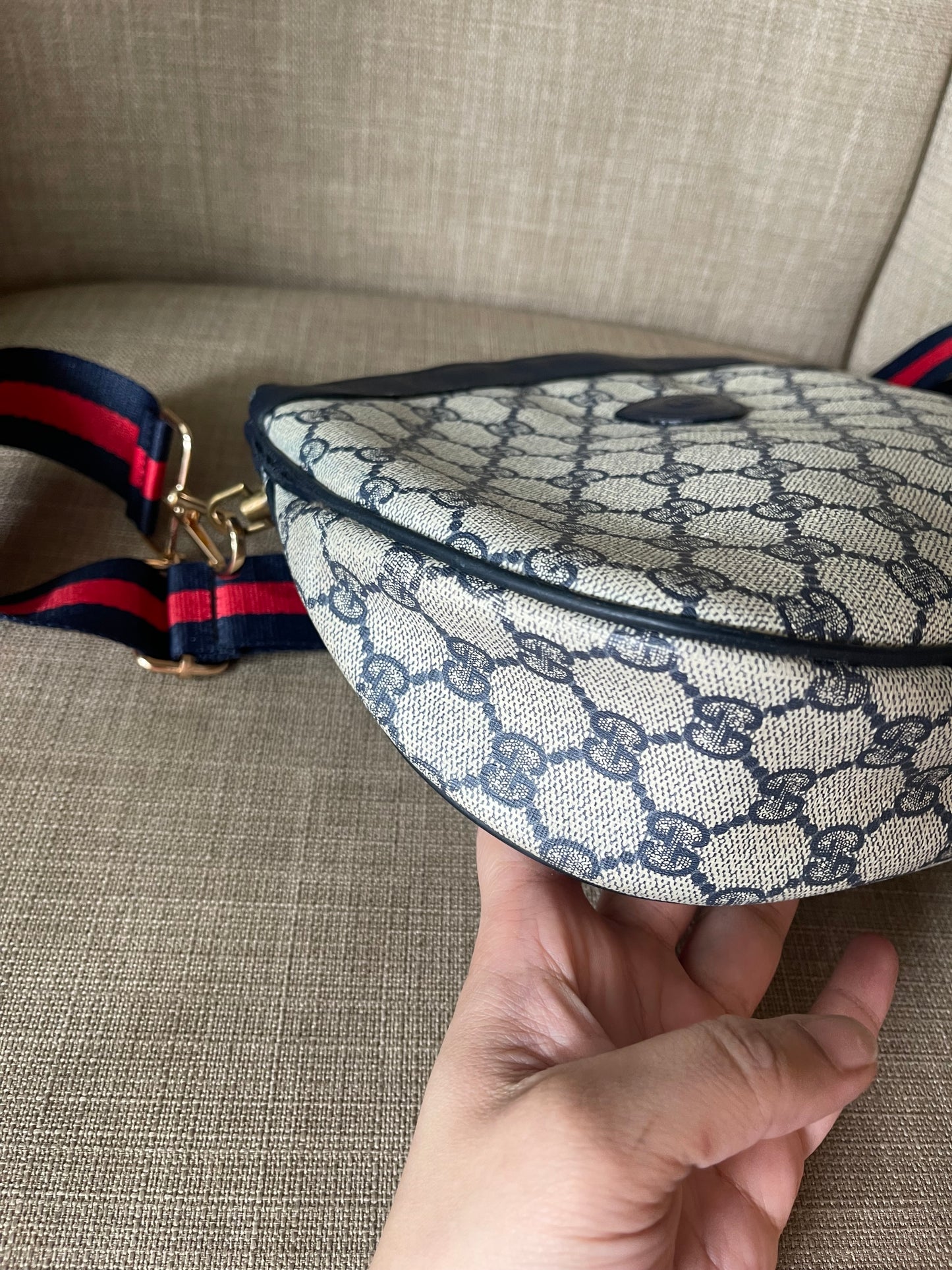 Authentic vintage Gucci blue crossbody bag