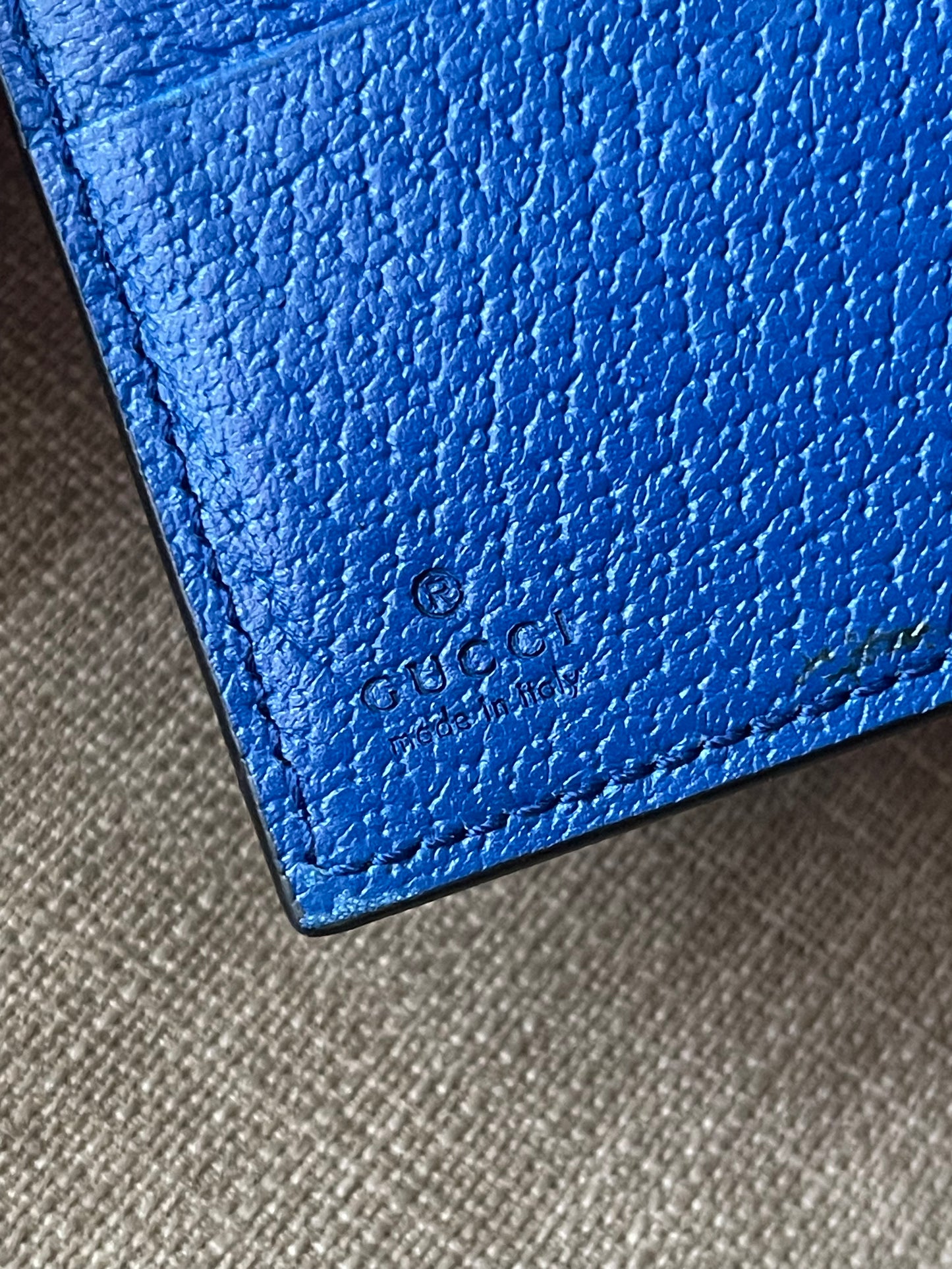 Authentic Gucci interlock GG bifold wallet men