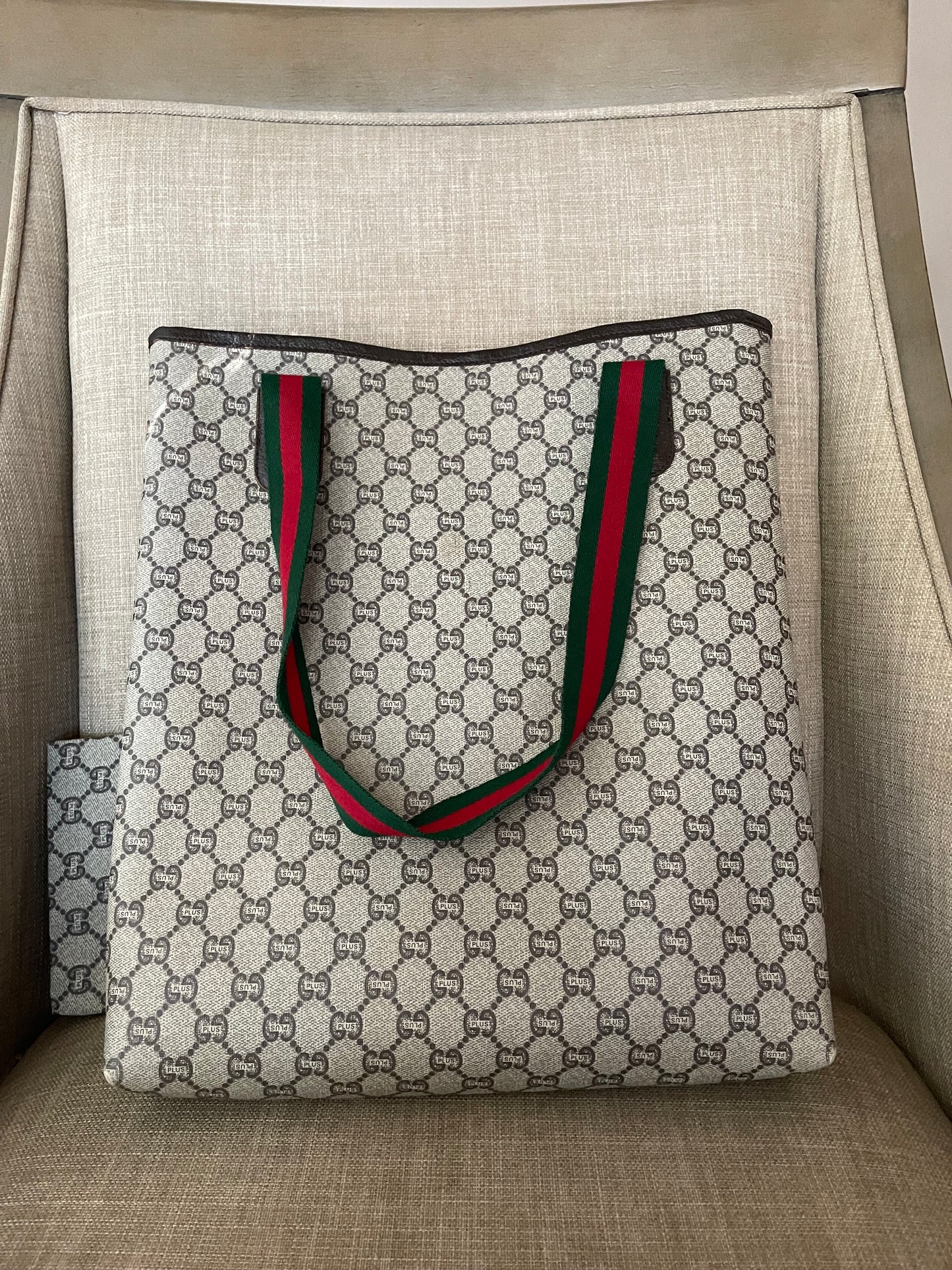 Authentic Gucci vintage GG plus tote bag