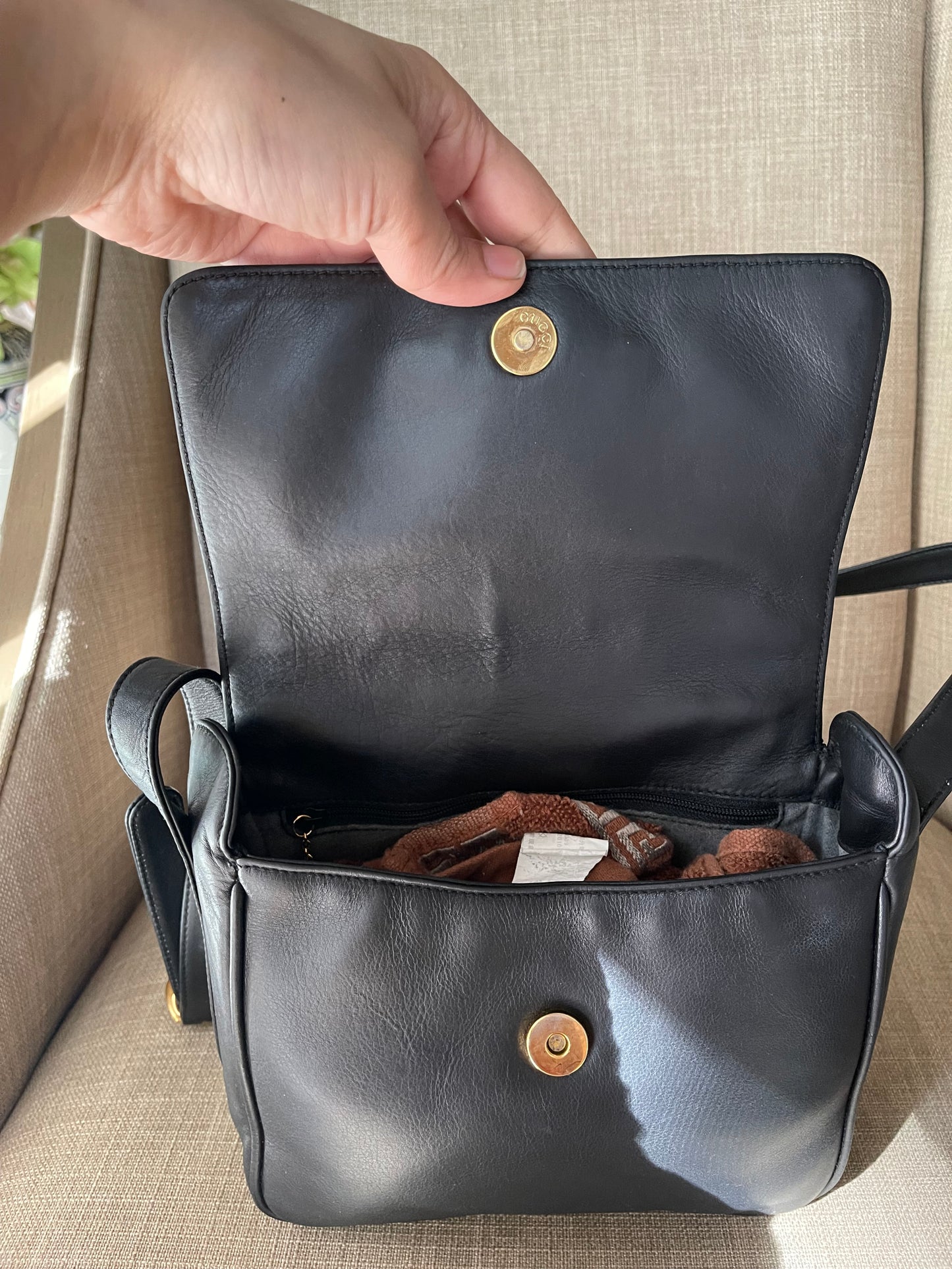 Authentic Gucci vintage horsebit crossbody bag