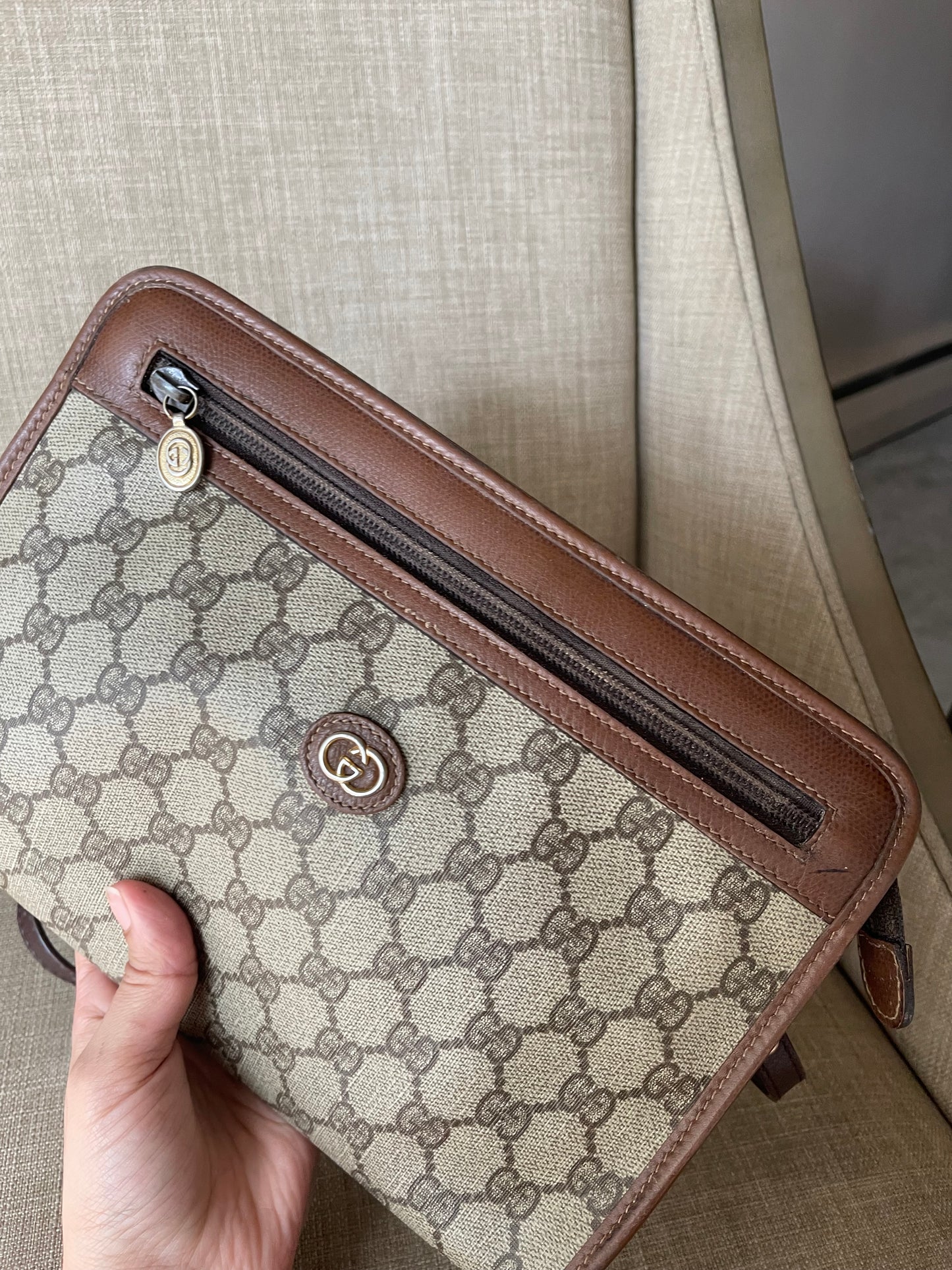 Authentic Gucci GG canvas clutch bag
