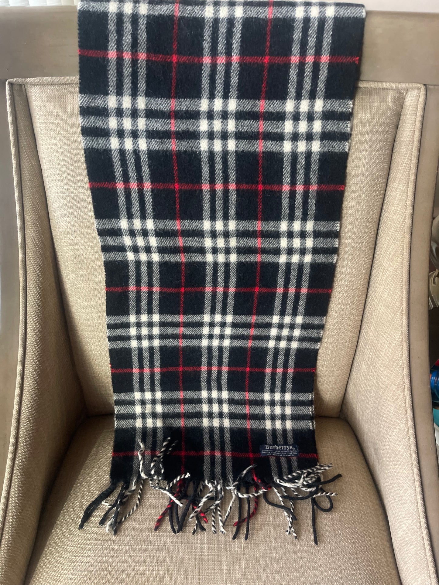 Authentic vintage Burberrys nova check black scarf with