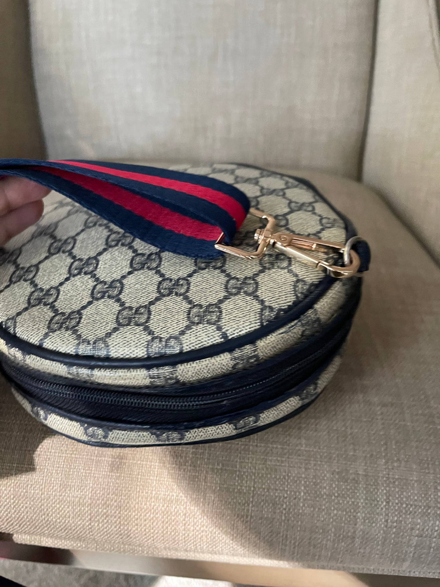 Authentic Gucci vintage gg canvas blue crossbody bag