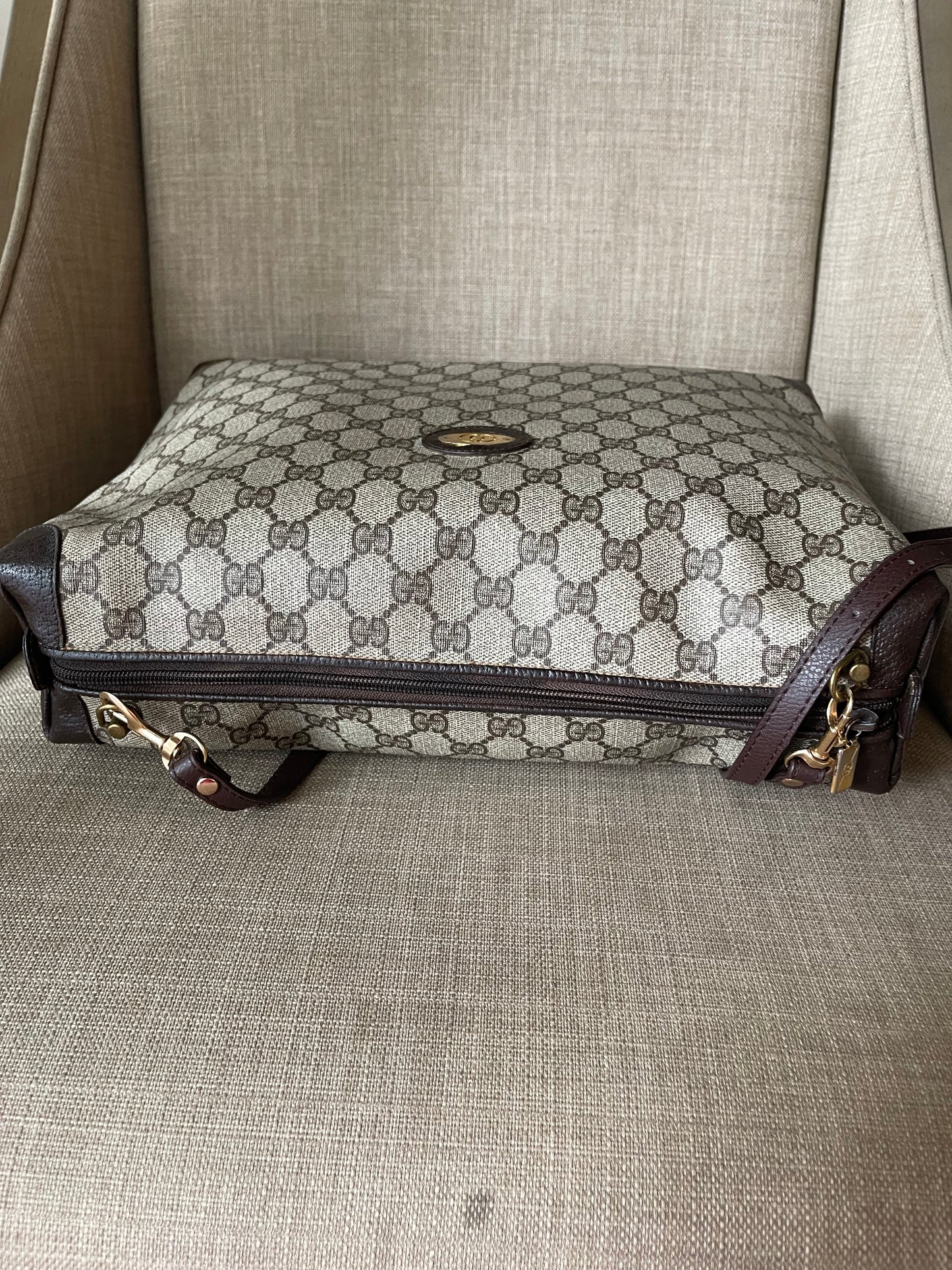 Authentic Gucci vintage gg canvas crossbody bag