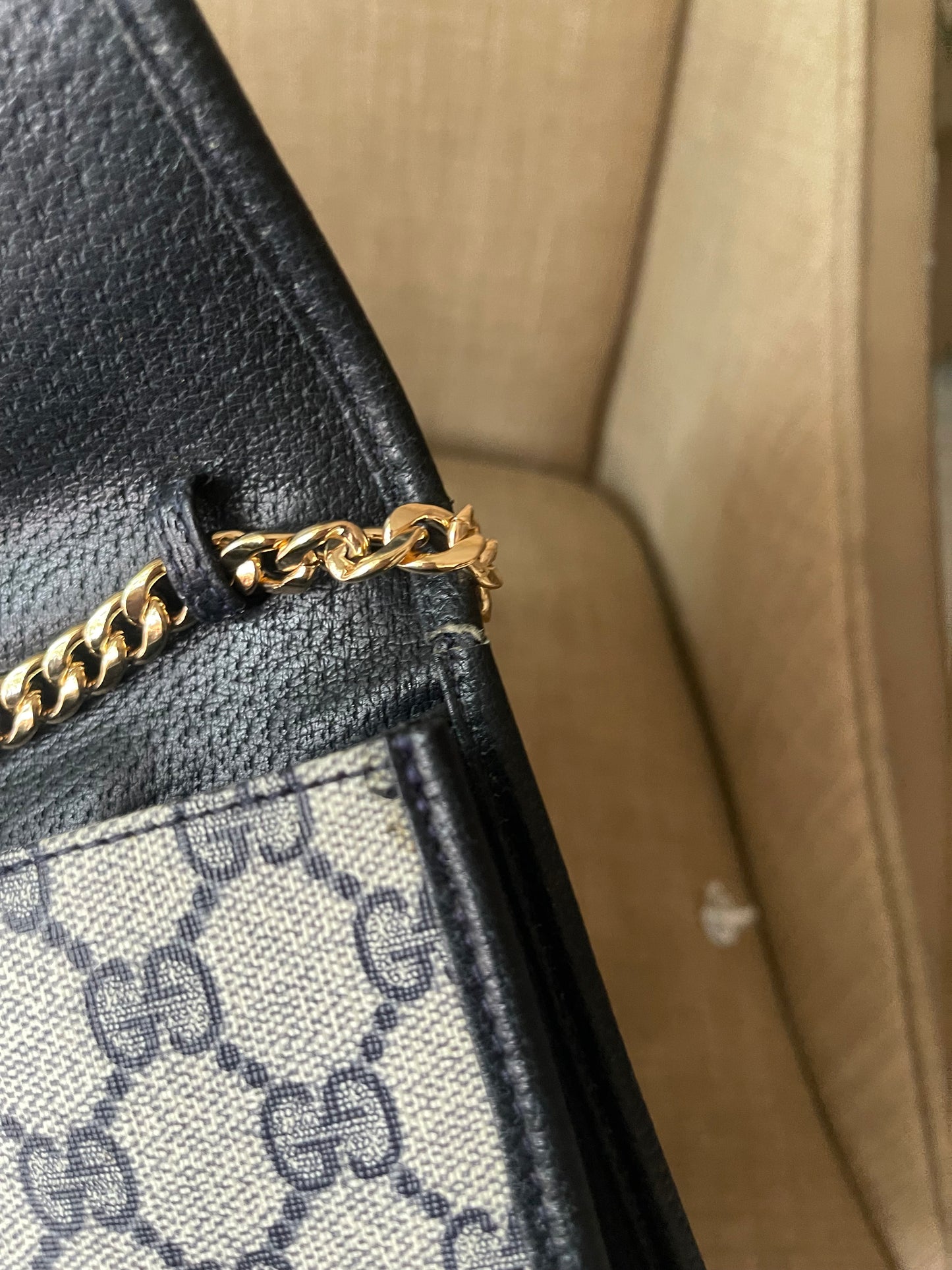 Authentic vintage Gucci web sherry line clutch crossbody bag