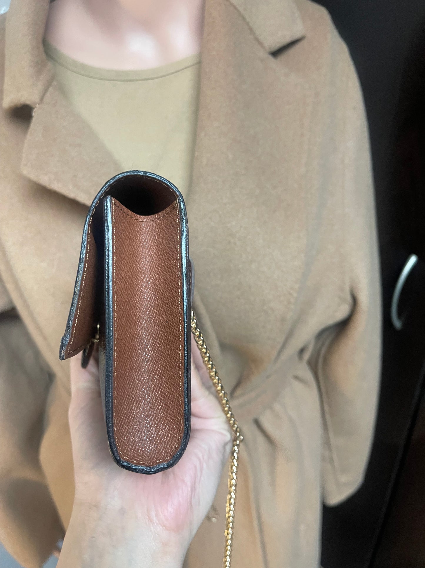 Authentic Louis Vuitton monogram belt bag