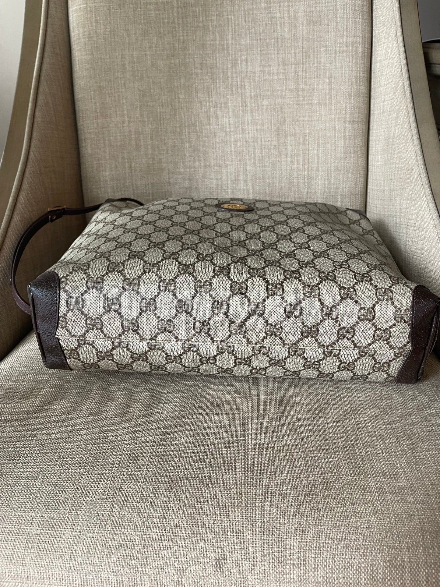 Authentic Gucci vintage gg canvas crossbody bag