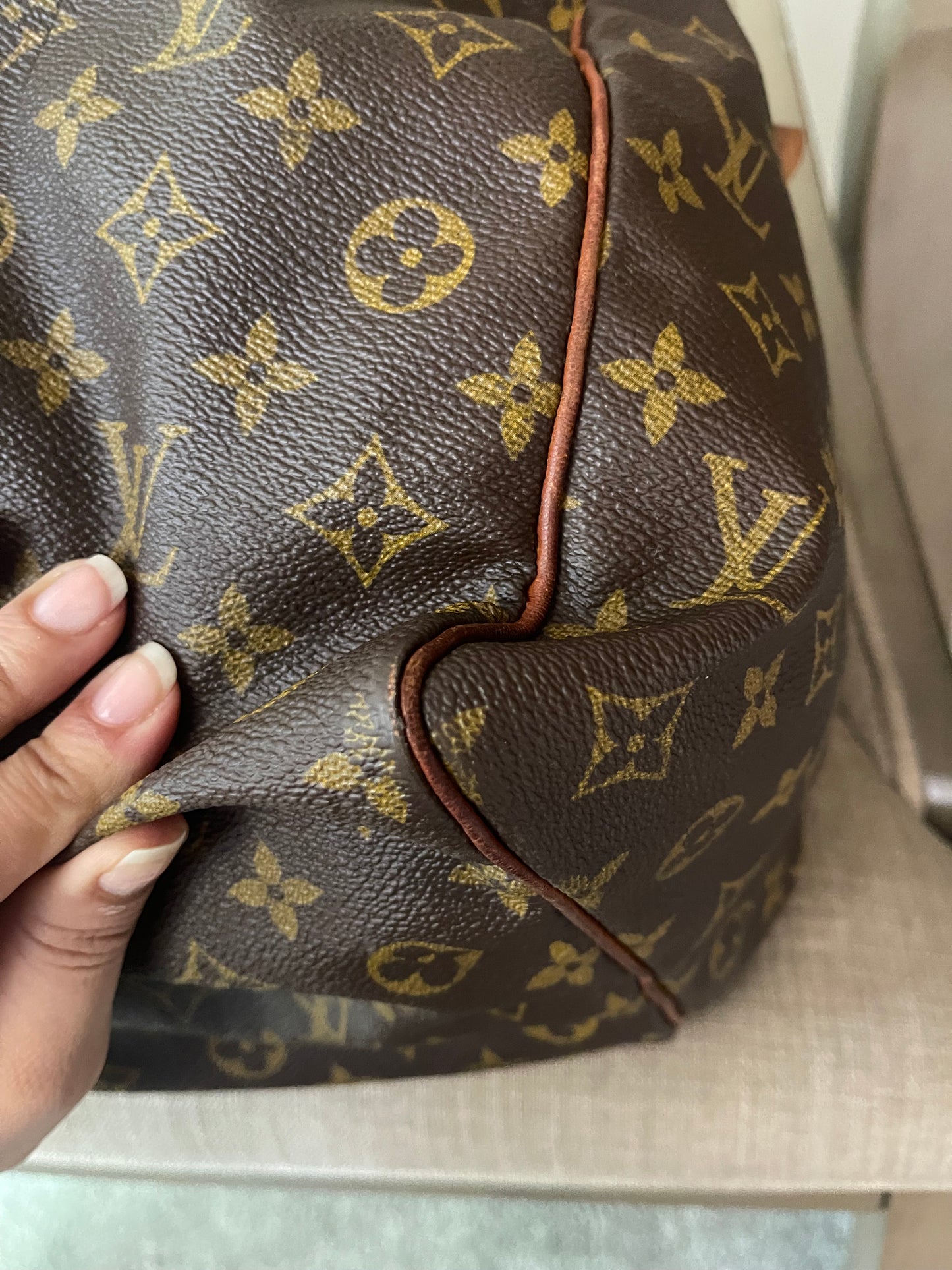 Authentic vintage Louis Vuitton luggage bag keepall 45