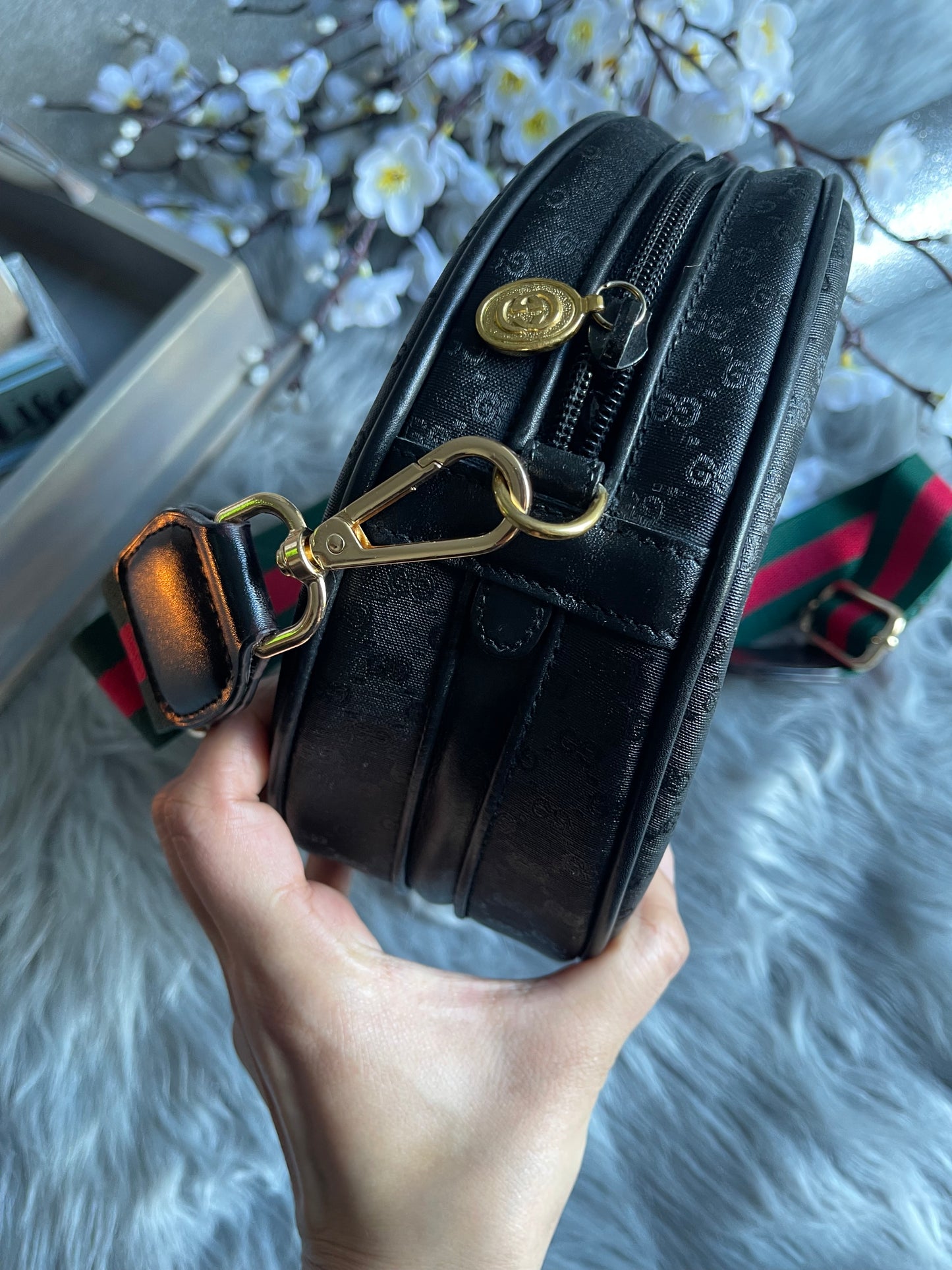 Authentic Gucci vintage GG canvas crossbody bag