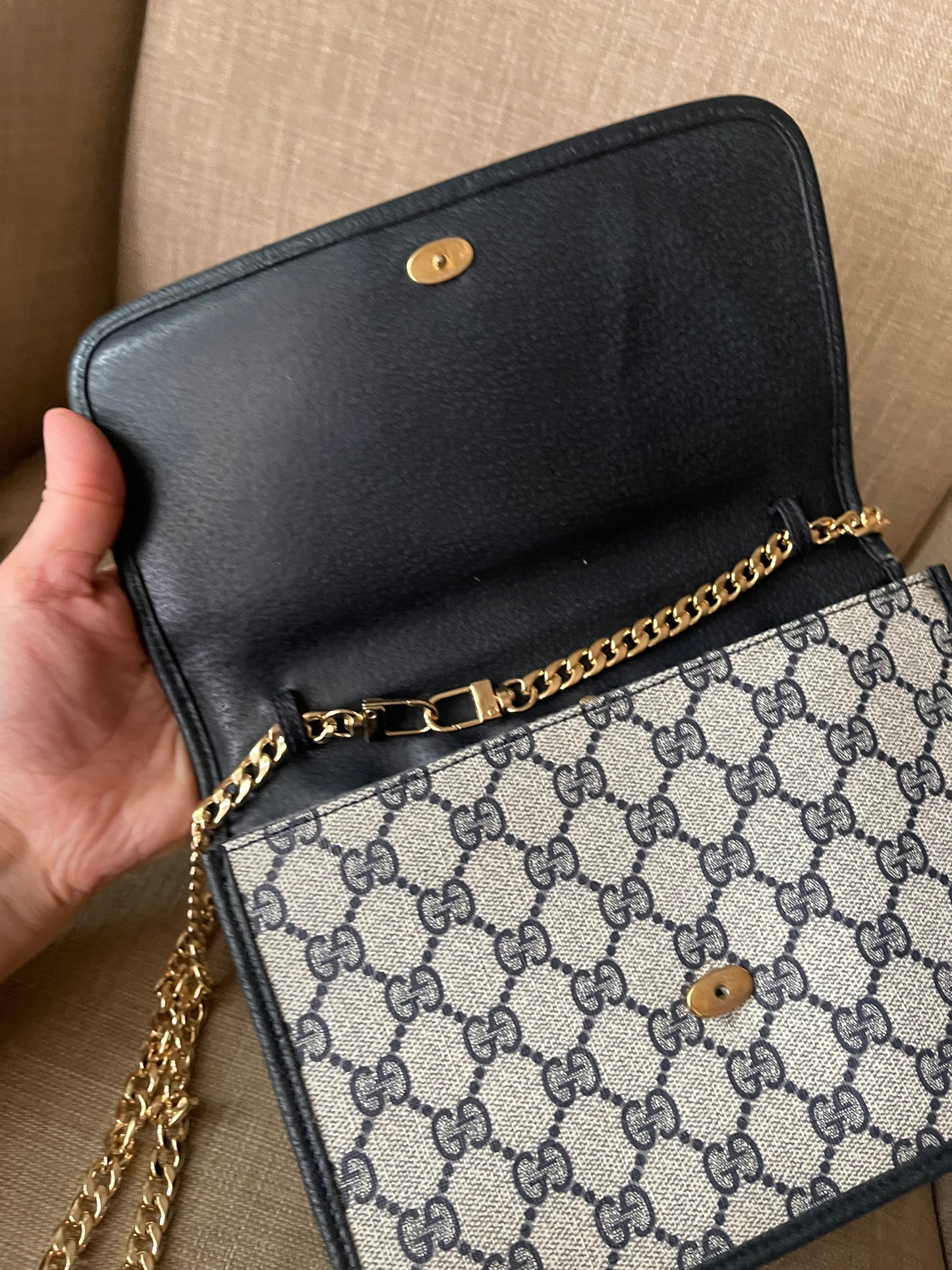 Authentic vintage Gucci web sherry line clutch crossbody bag