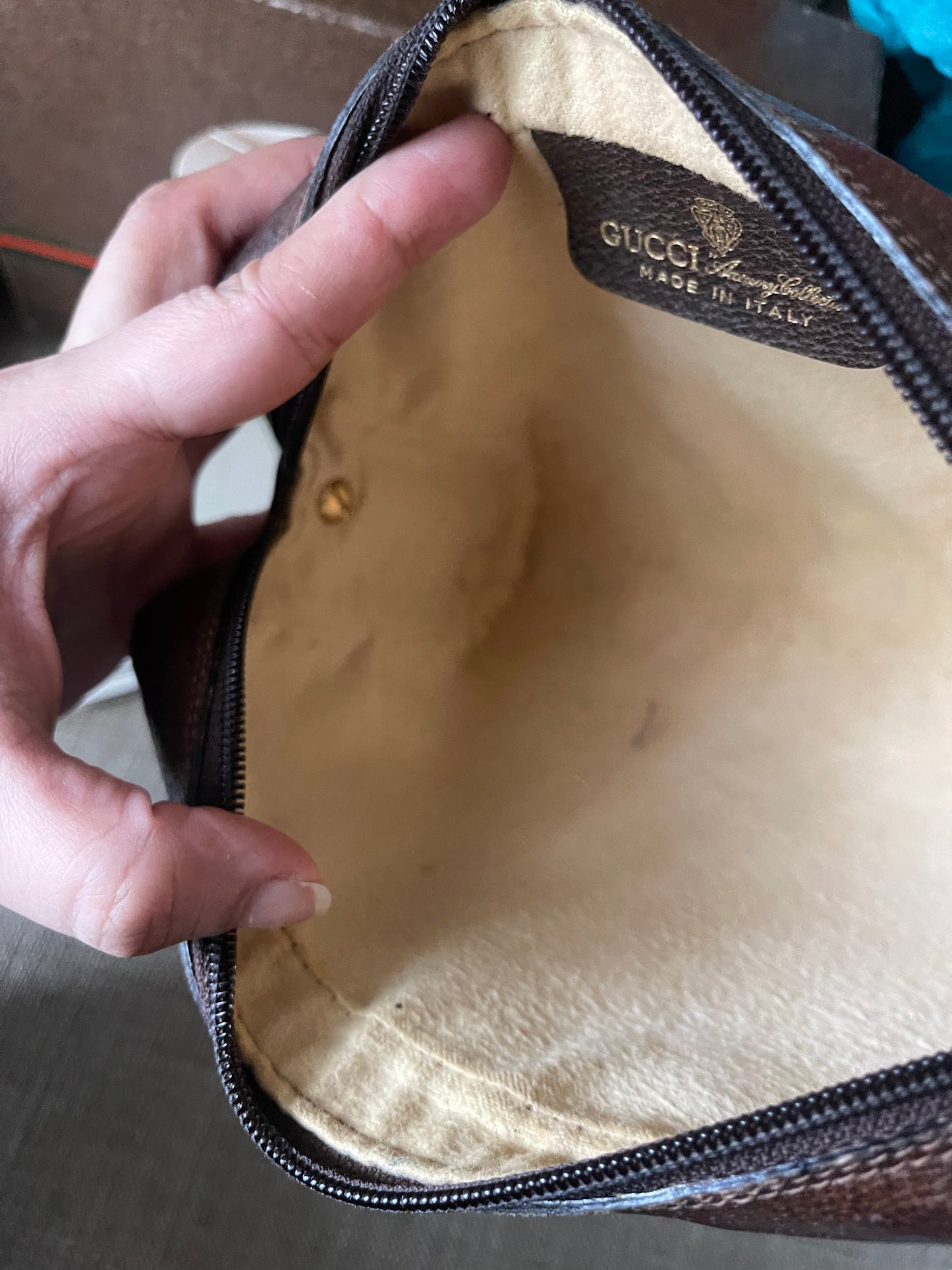 Authentic vintage Gucci web sherry line clutch crossbody bag