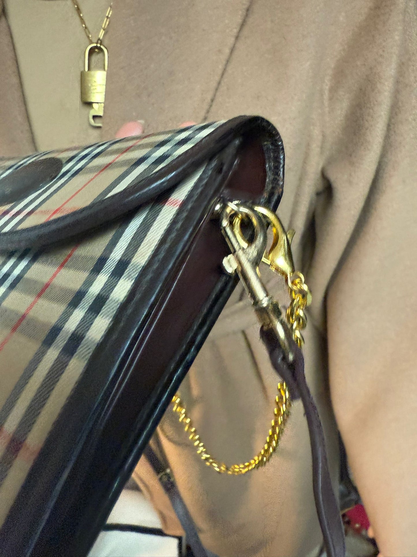 Authentic vintage Burberrys nova check clutch bag