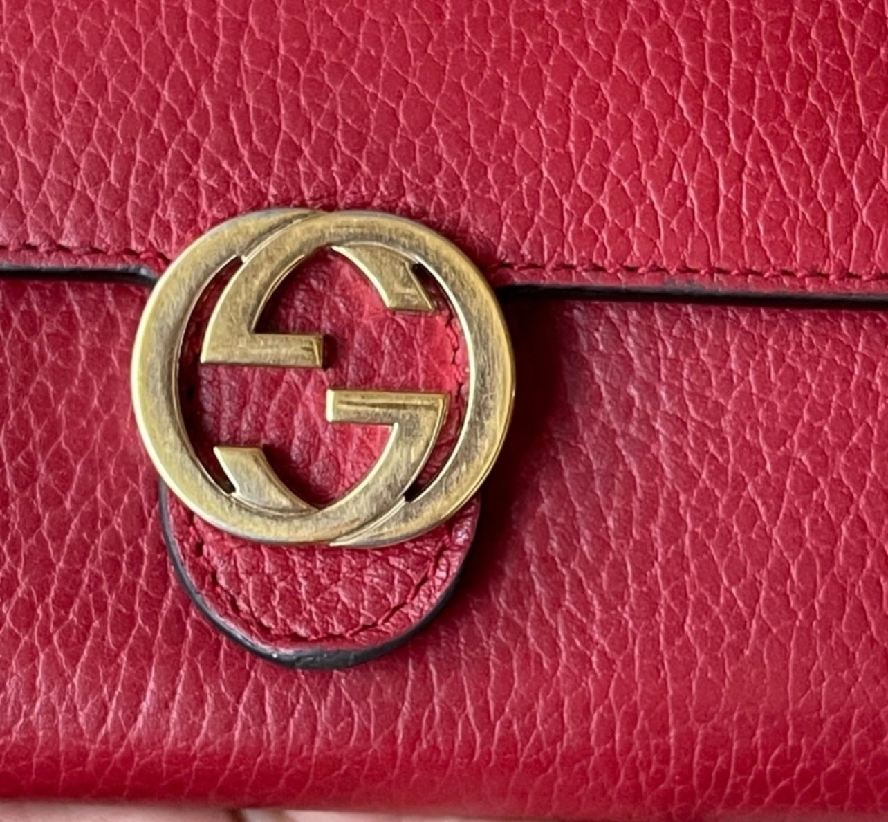Authentic Gucci interlock gg wallet