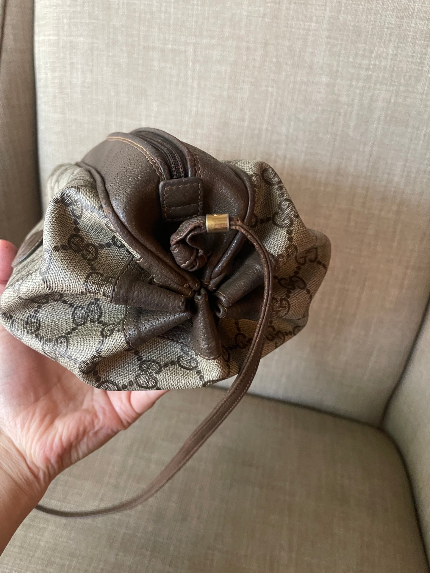 Authentic Gucci vintage crossbody bag