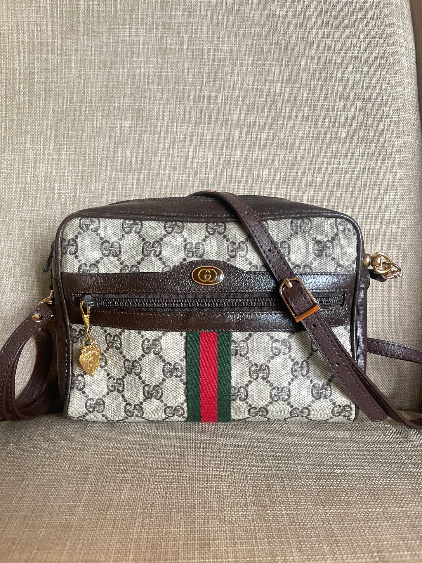 Authentic Gucci vintage web sherry line crossbody bag
